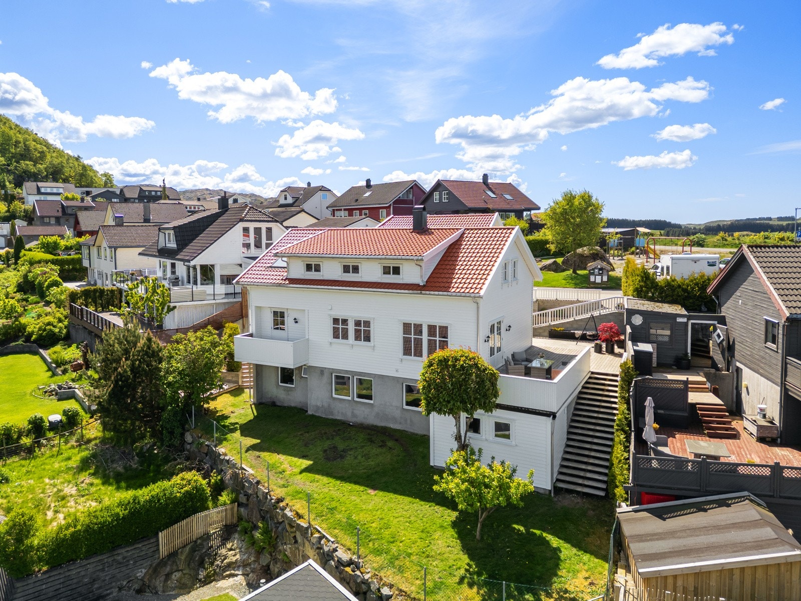 Velkommen til Kråkeberget 7 | Påkostet og innholdsrik enebolig med stor garasje Galleribilde