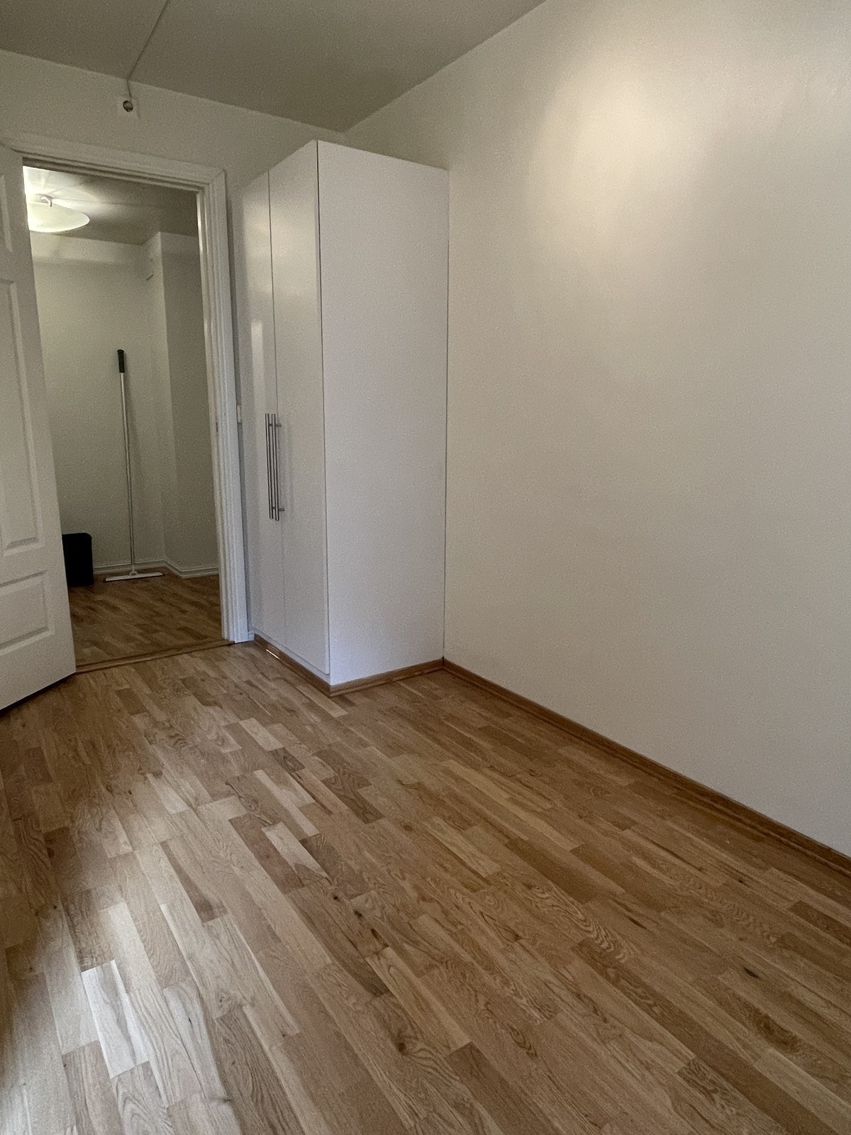 Garderobeskap følger med. Galleribilde