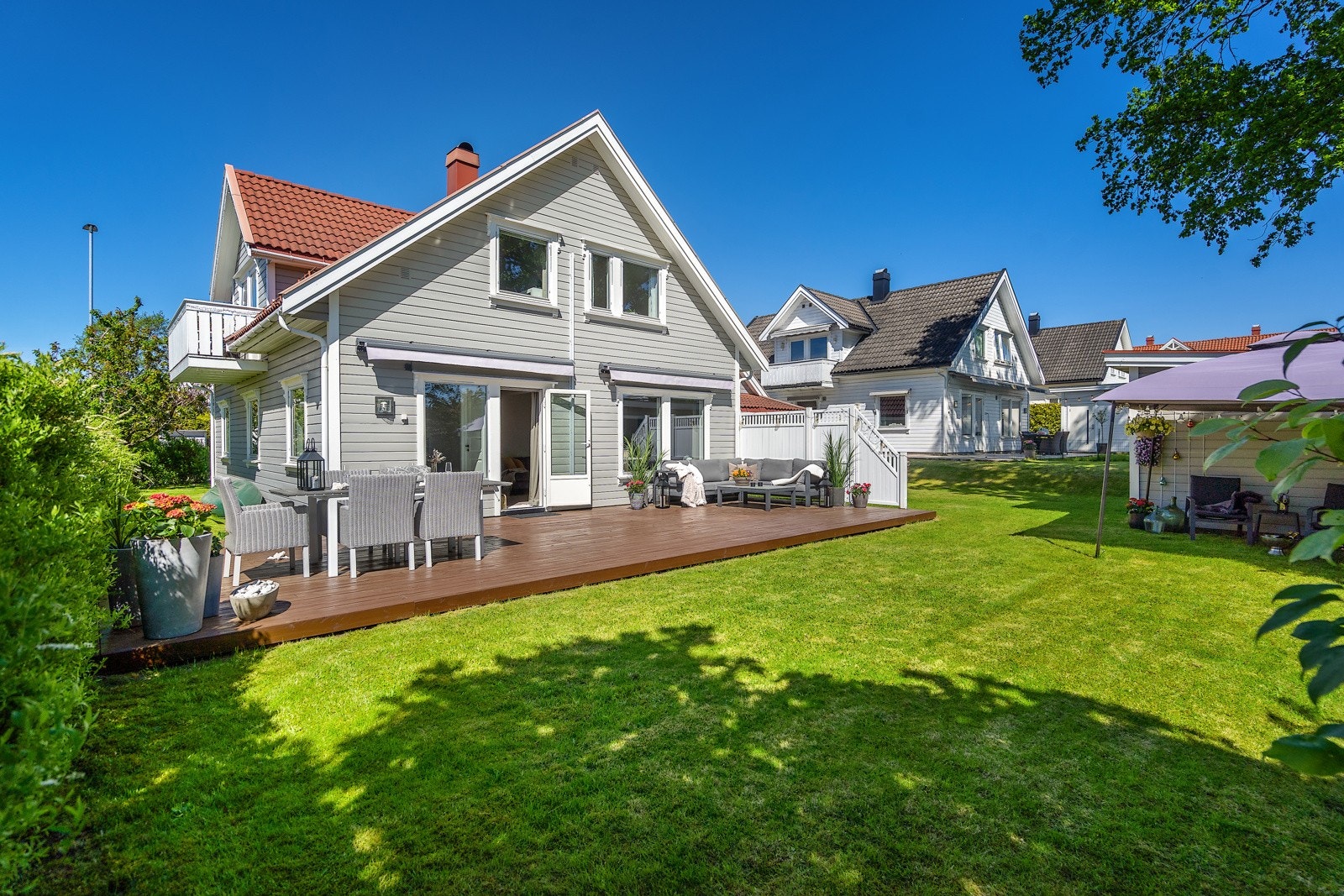 Solrikt og barnevennlig Galleribilde