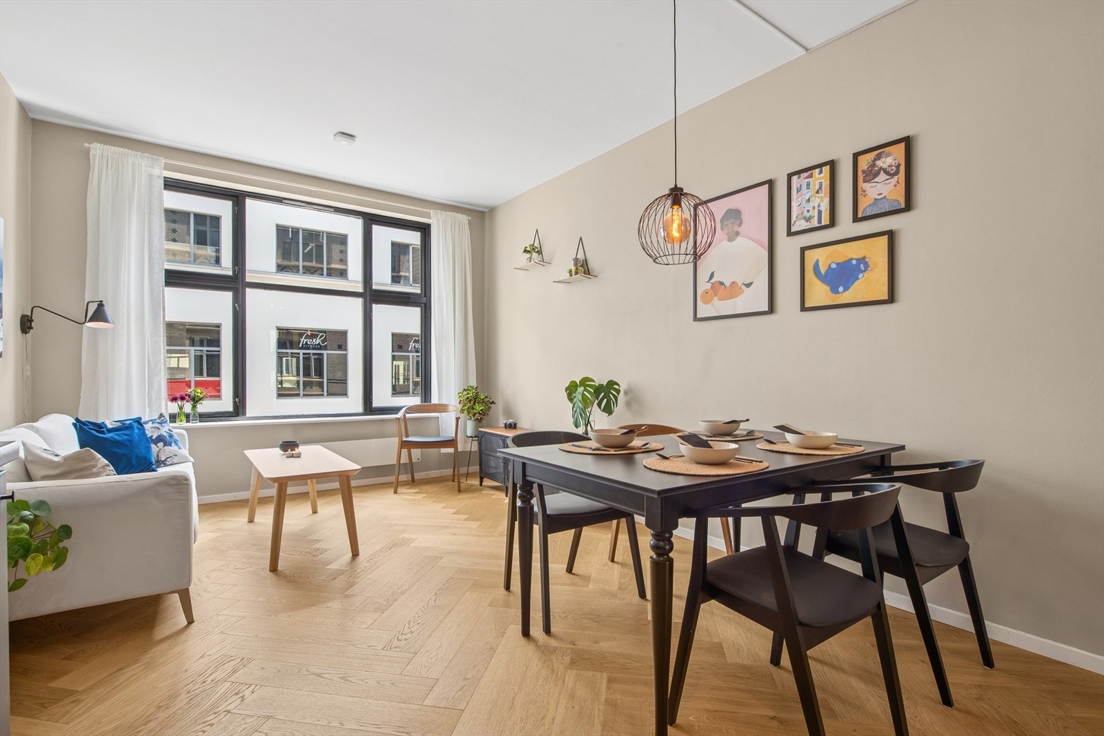 Velkommen til Platous gate 11B - en lekker og velholdt 2-roms med heisadkomst. Galleribilde