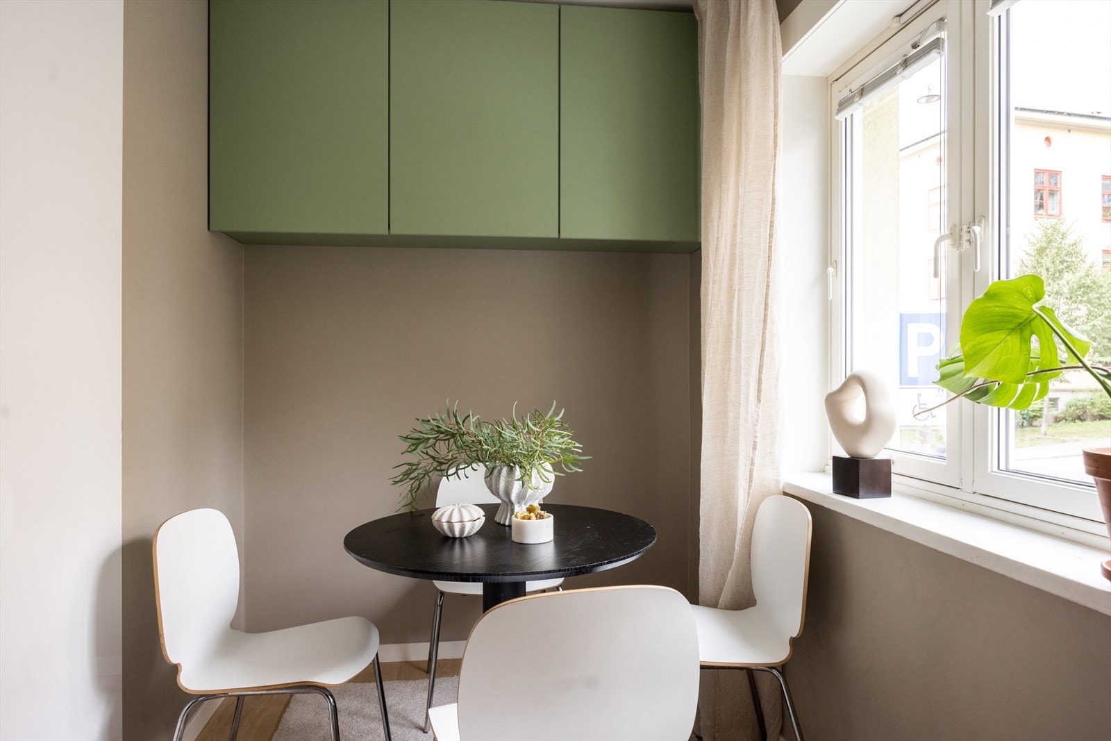 - Plass til spisebord - Galleribilde