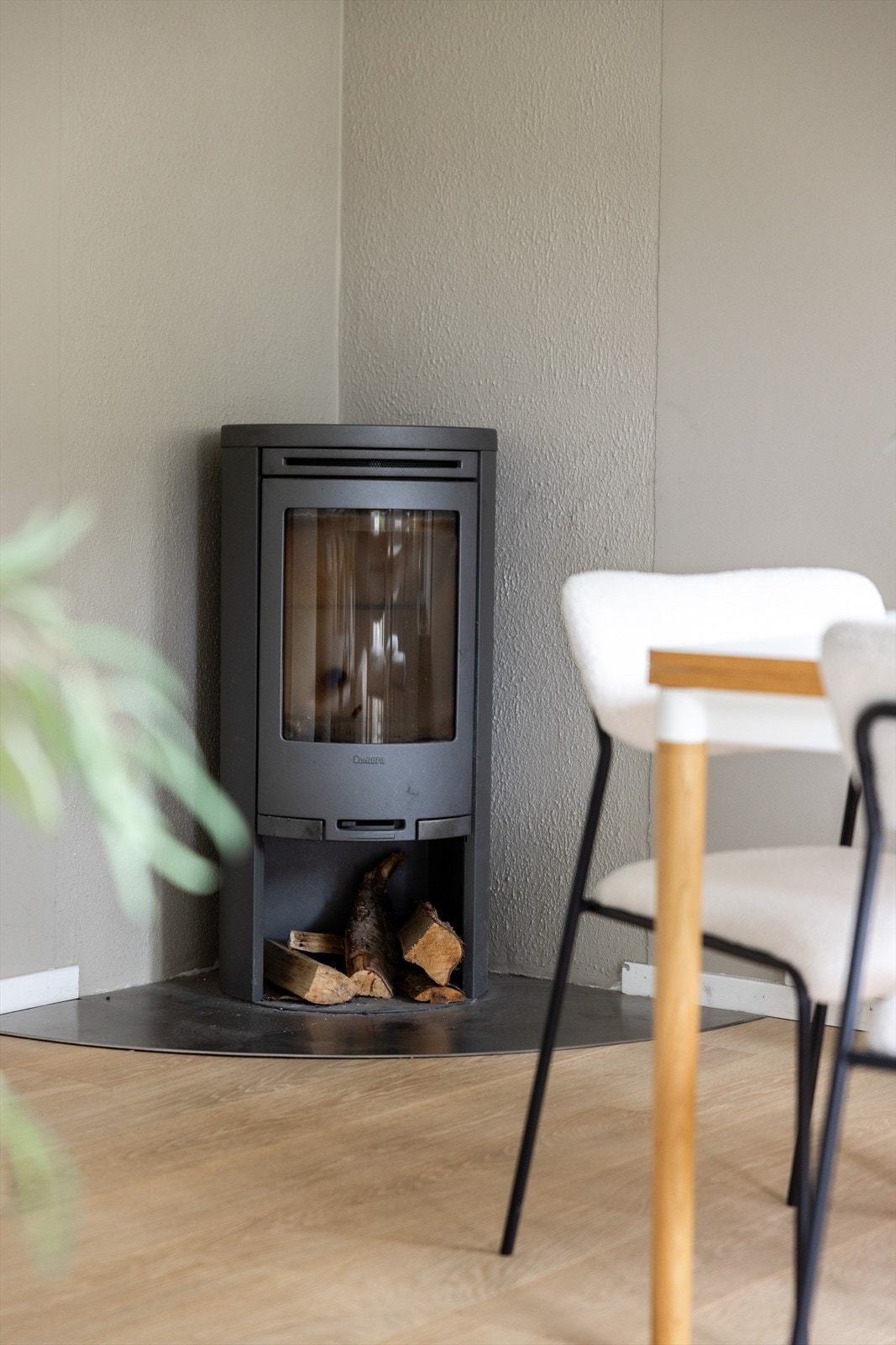 - Herlig peisovn som varmer godt på kalde høst- og vinterkvelder - Galleribilde