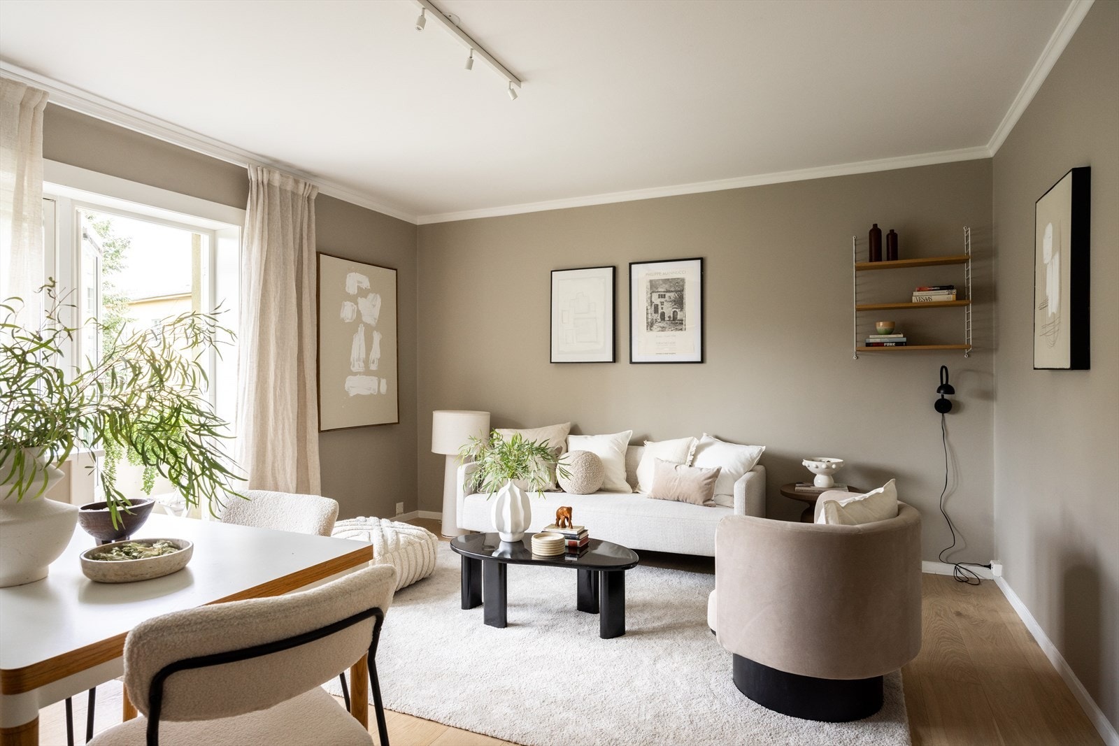 - Lys og hyggelig stue - Galleribilde