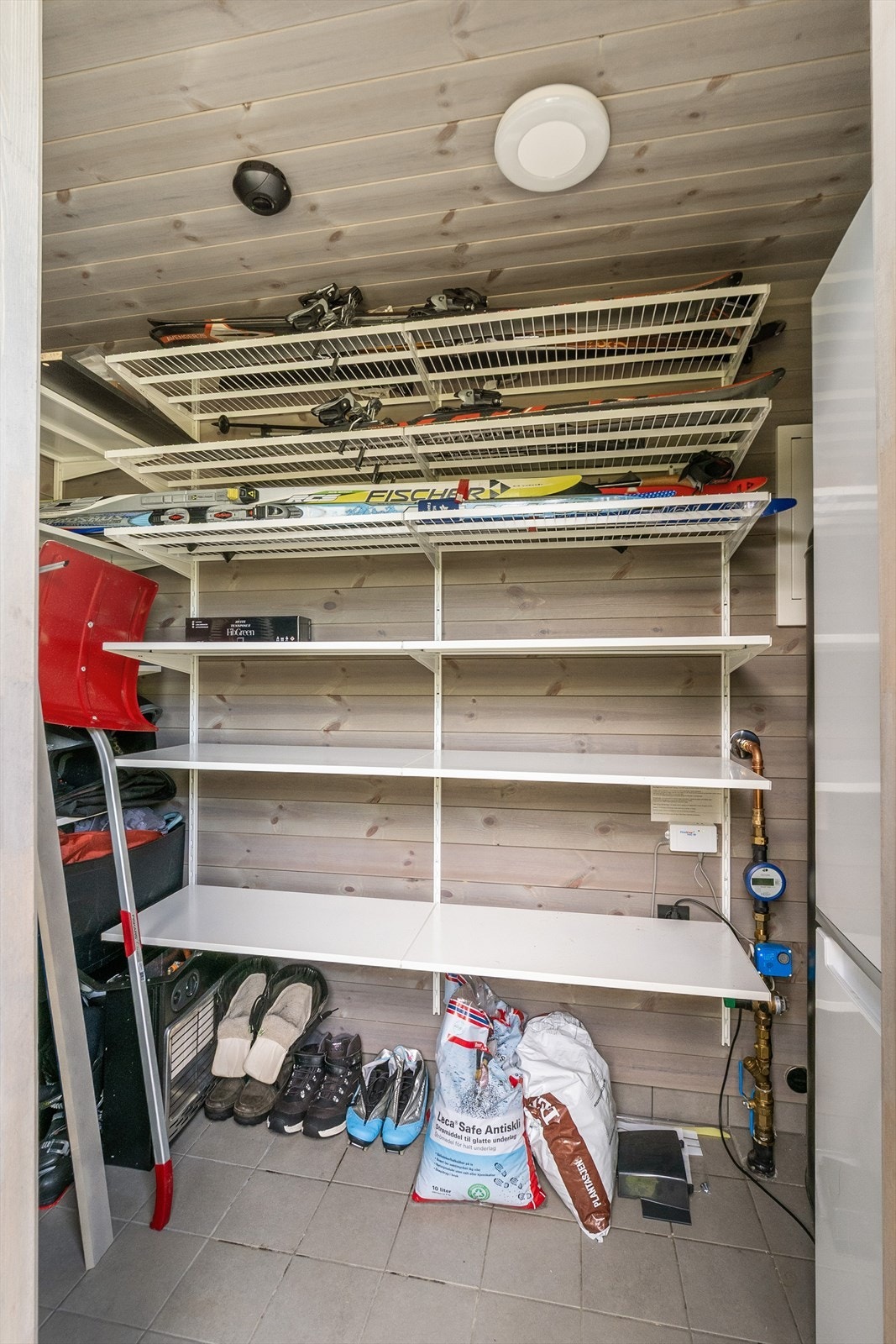 Bod med utvendig adkomst. Galleribilde