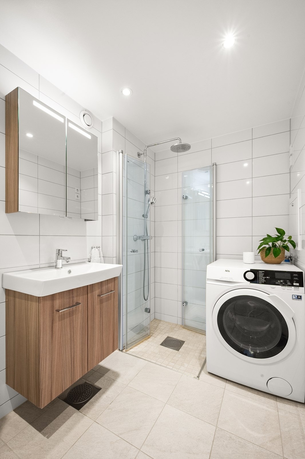 - Badet er oppgradert i 2014 og holder med det en flott standard - Galleribilde