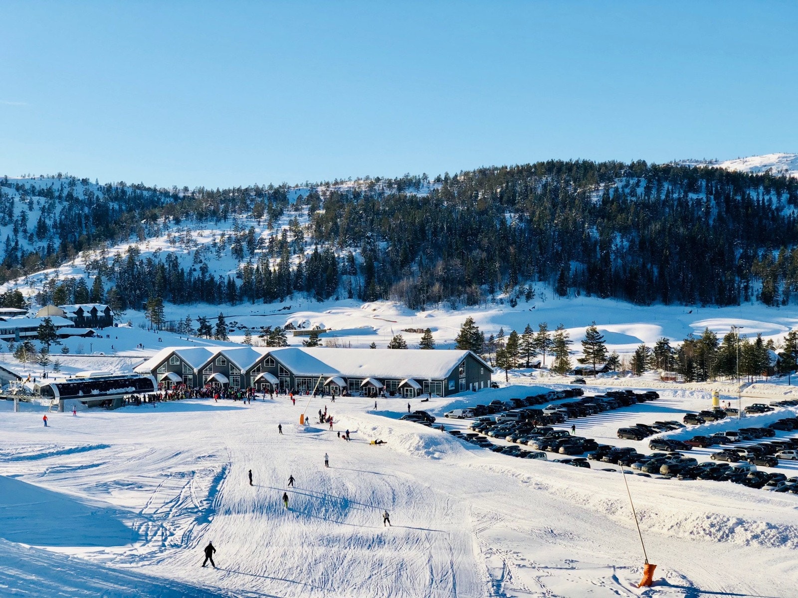 Gautefall skisenter og Vrådal skisenter ligger ca. 50 minutter unna. Galleribilde