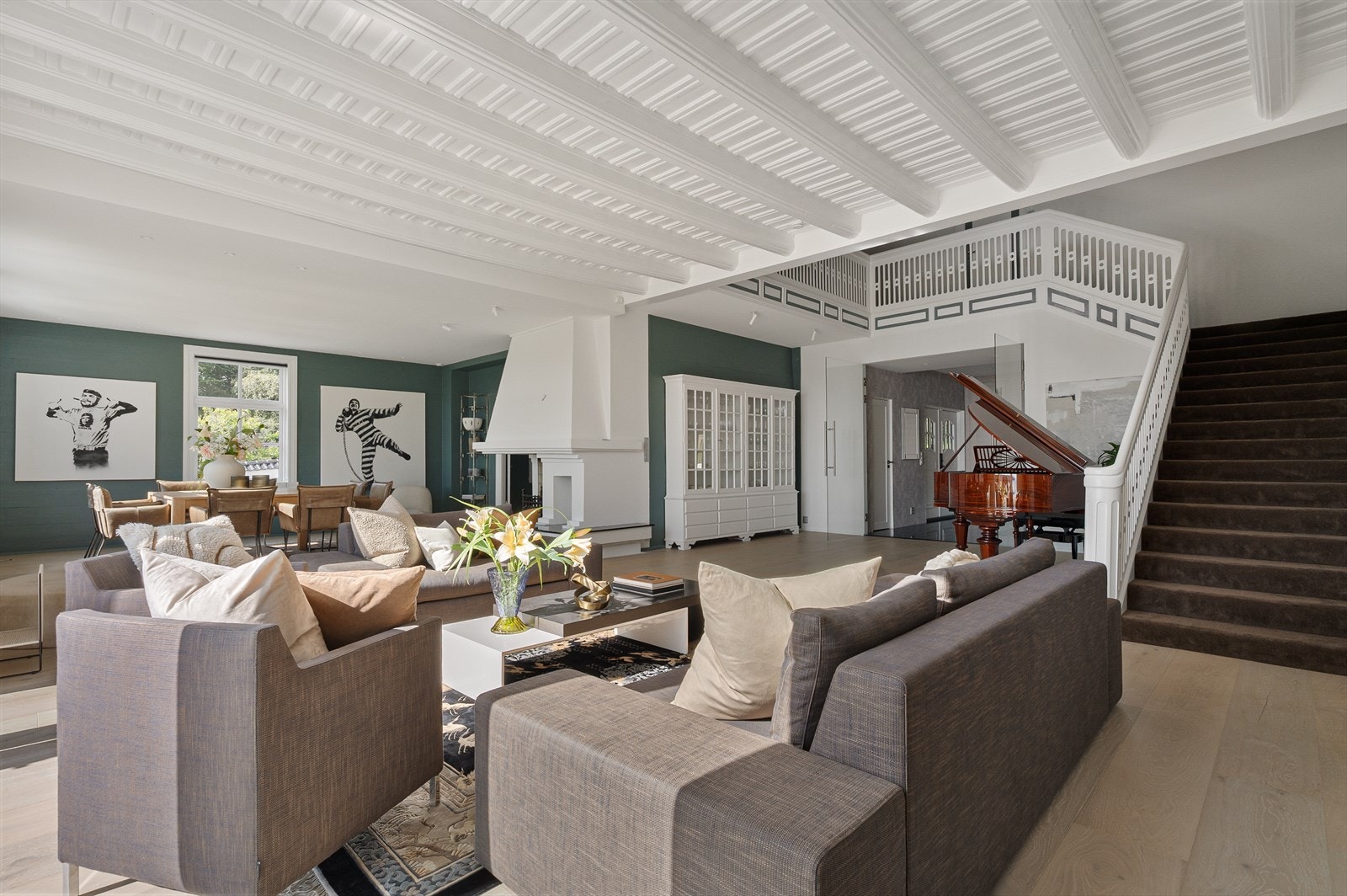 Stuen er hele 83 m² Galleribilde