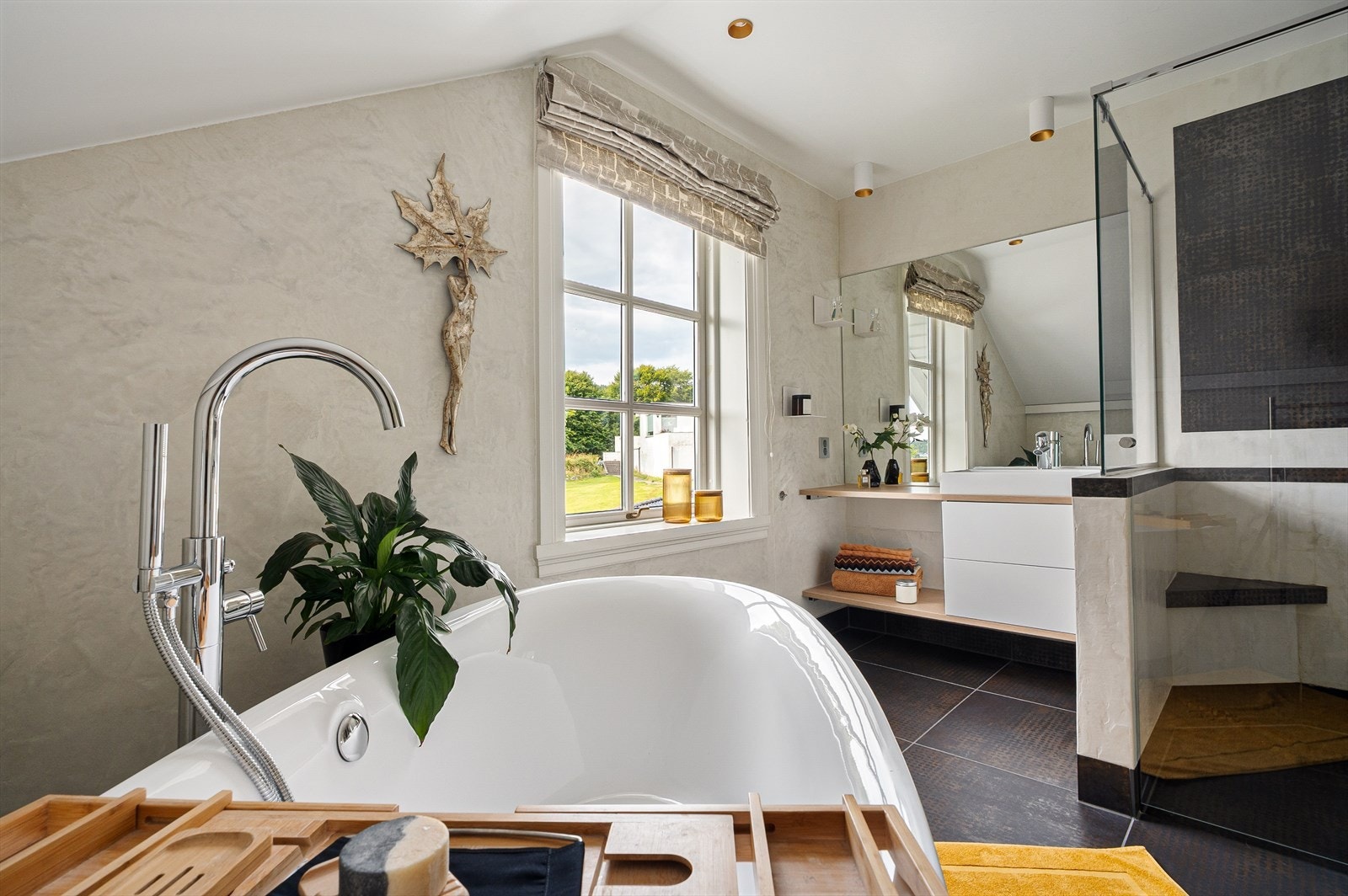 Flotte detaljer. Galleribilde