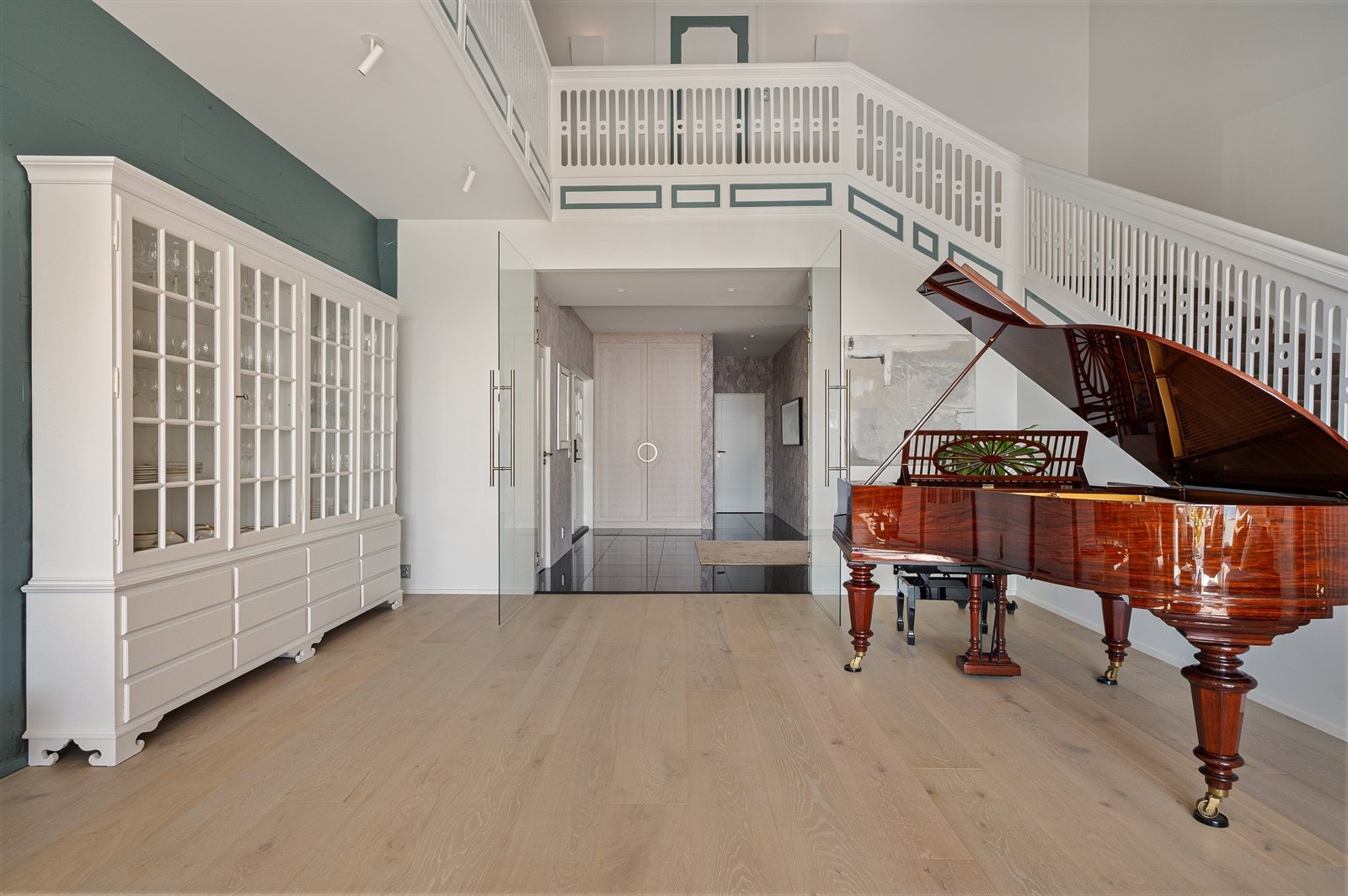 Takhøyde på 5,67 meter. Er dette plassen for tidenes juletre? Galleribilde