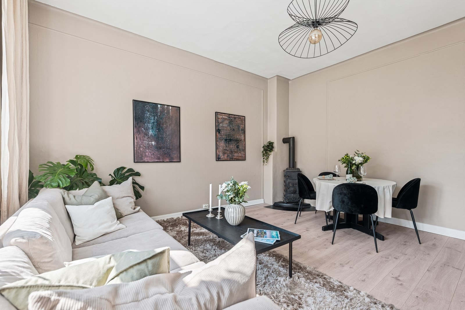 En koselig og arealeffektiv leilighet med attraktiv beliggenhet i grønne omgivelser på Torshov. Galleribilde