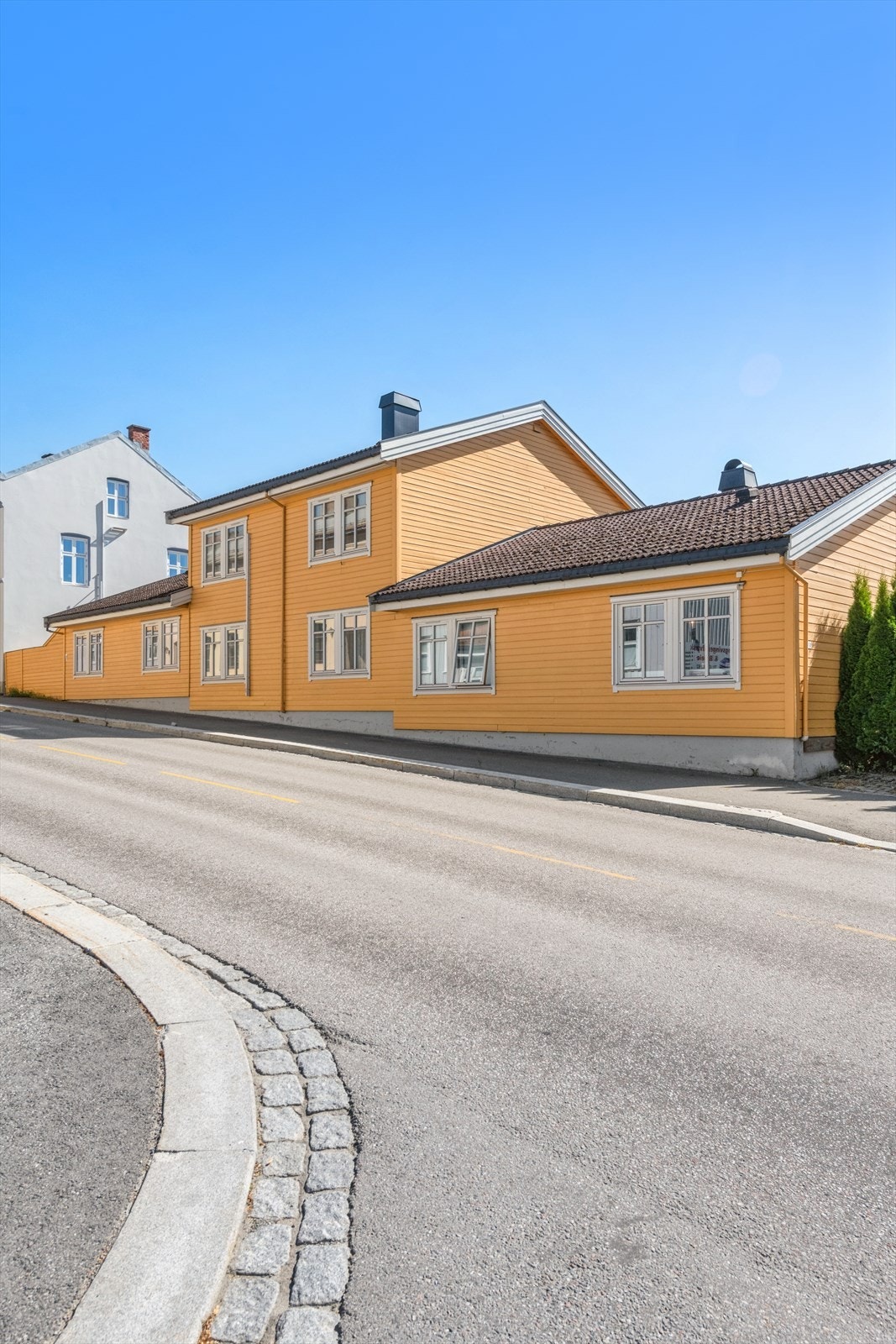 Sentrumsnær beliggenhet midt i mellom sentrum og Øvrebyen. Her har man gangavstand til det meste Kongsvinger har å by på. Galleribilde