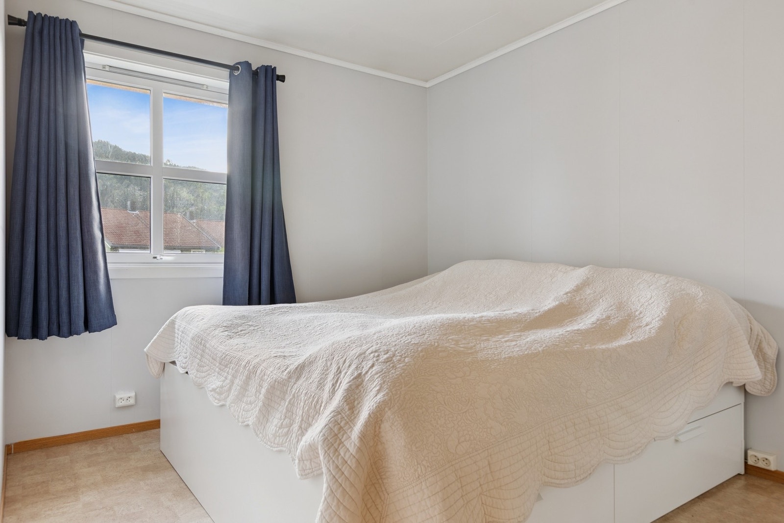 Rekkehuset har to soverom på henholdsvis 10,5 og 6 kvm. Galleribilde