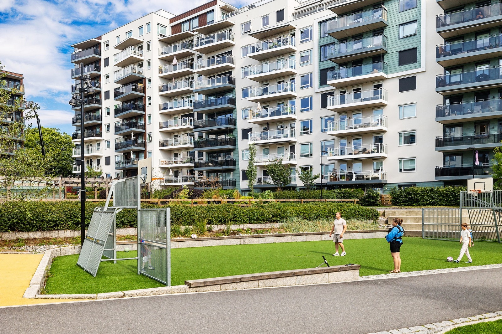 Her har du til og med et egen fotballbane. Galleribilde
