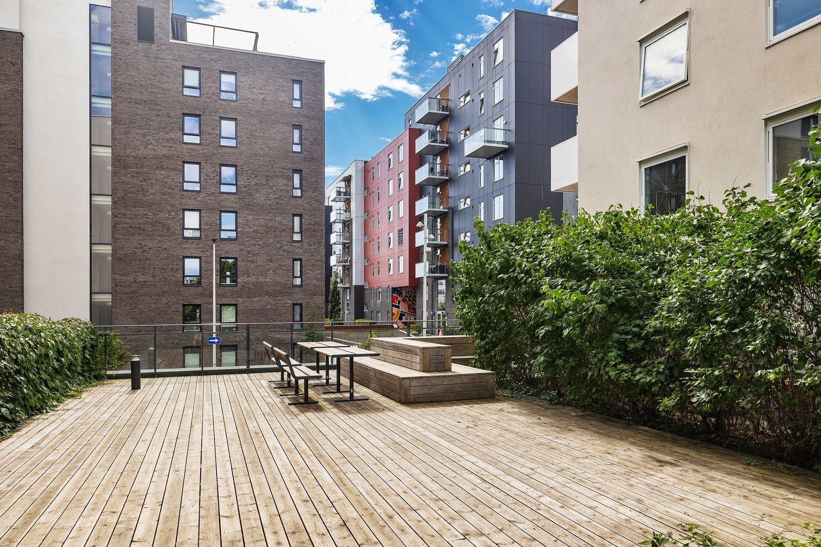 Platting med sittegrupper. Galleribilde