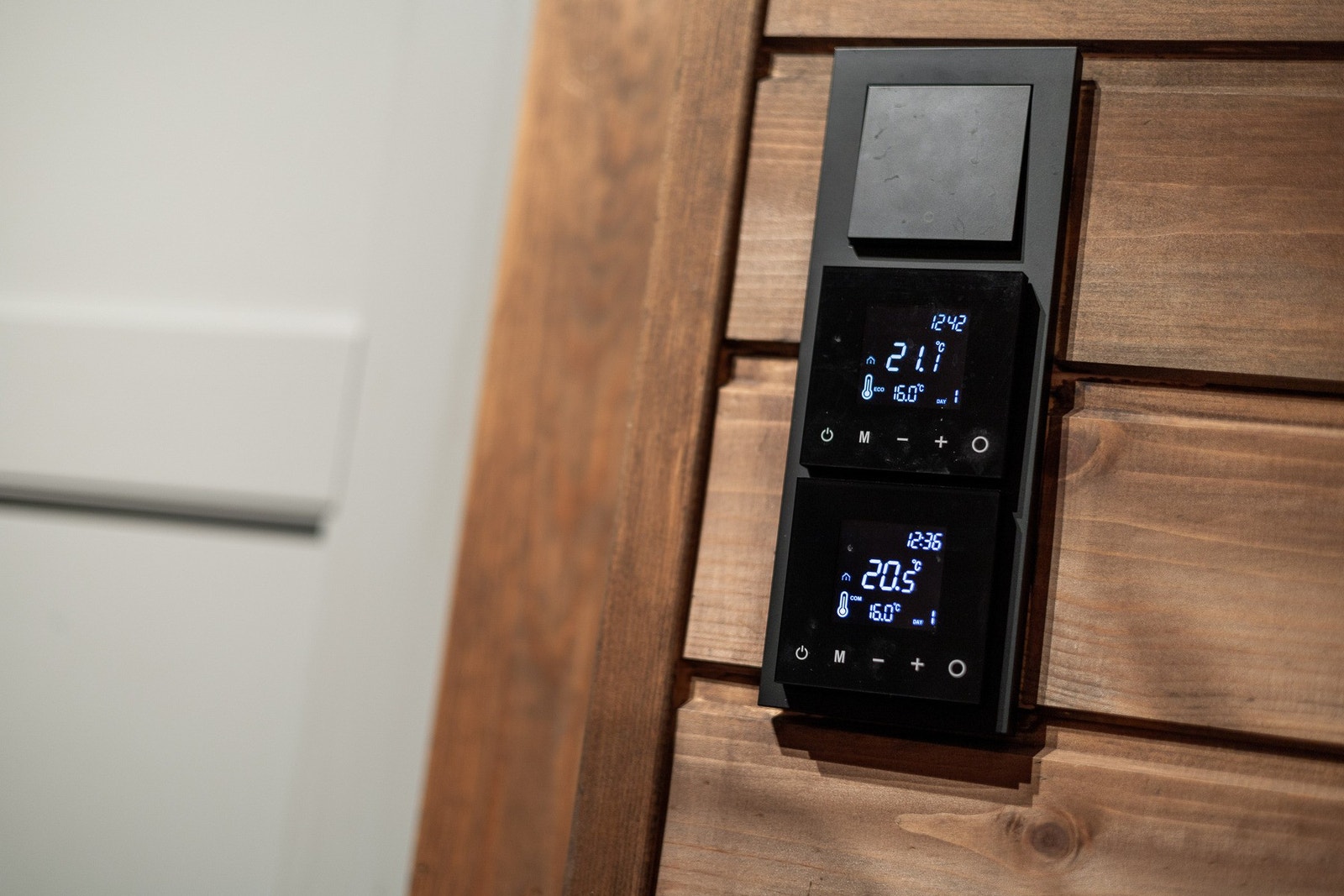 Det elektriske er oppgradert med bl.a. belysning og brytere. Galleribilde