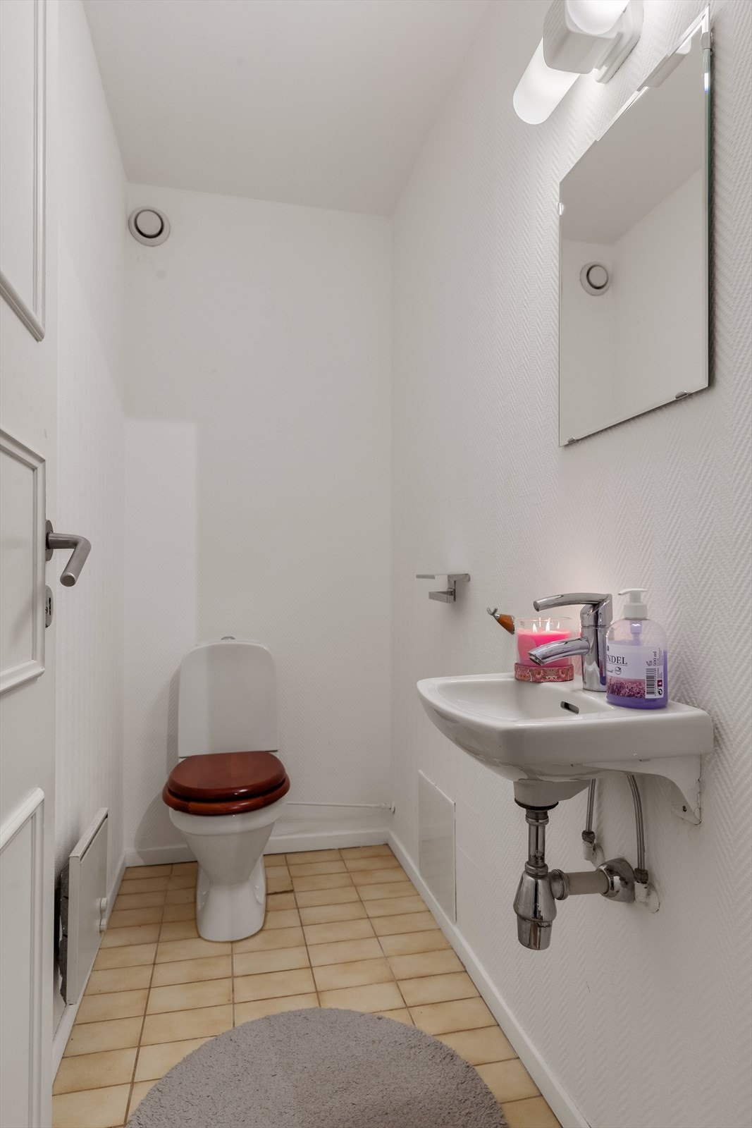 Toalettrom Galleribilde