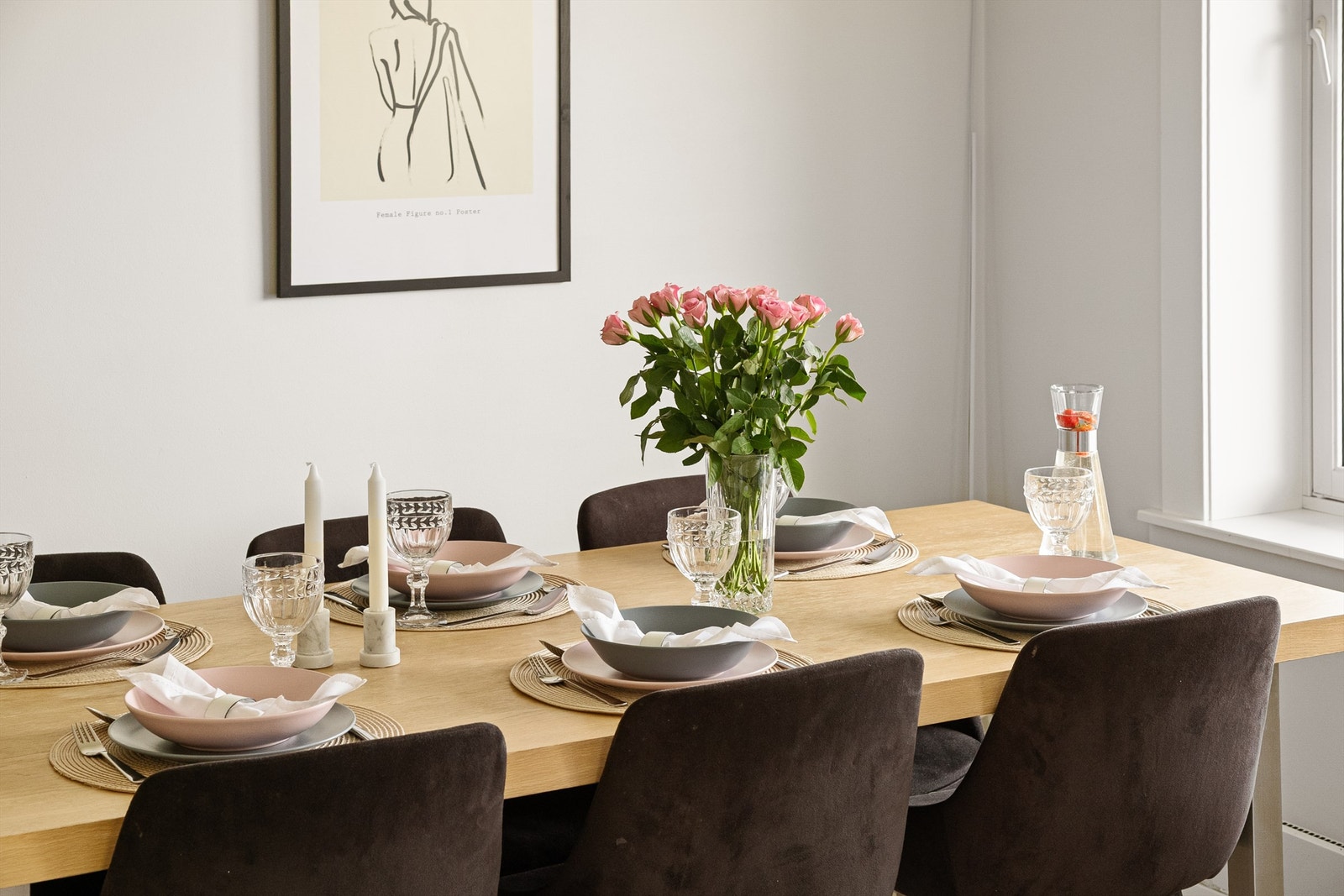 En flott plass å samle venner til middag. Galleribilde