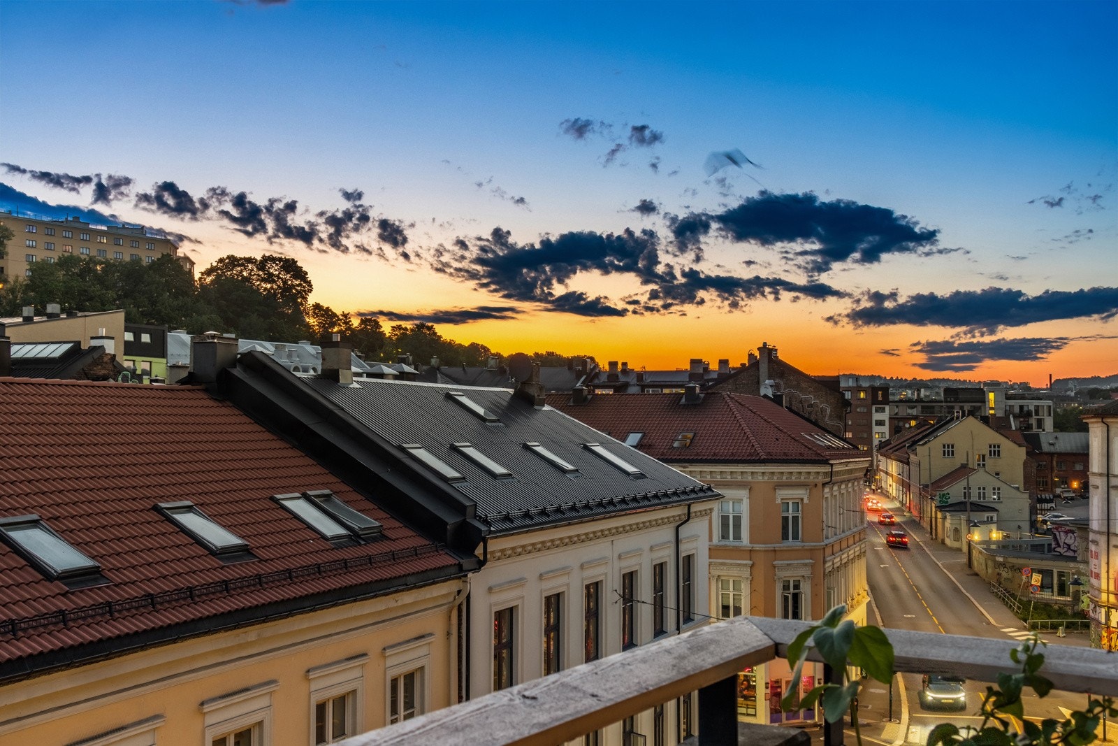 Leiligheten har en god beliggenhet med kort vei til "alt". Galleribilde