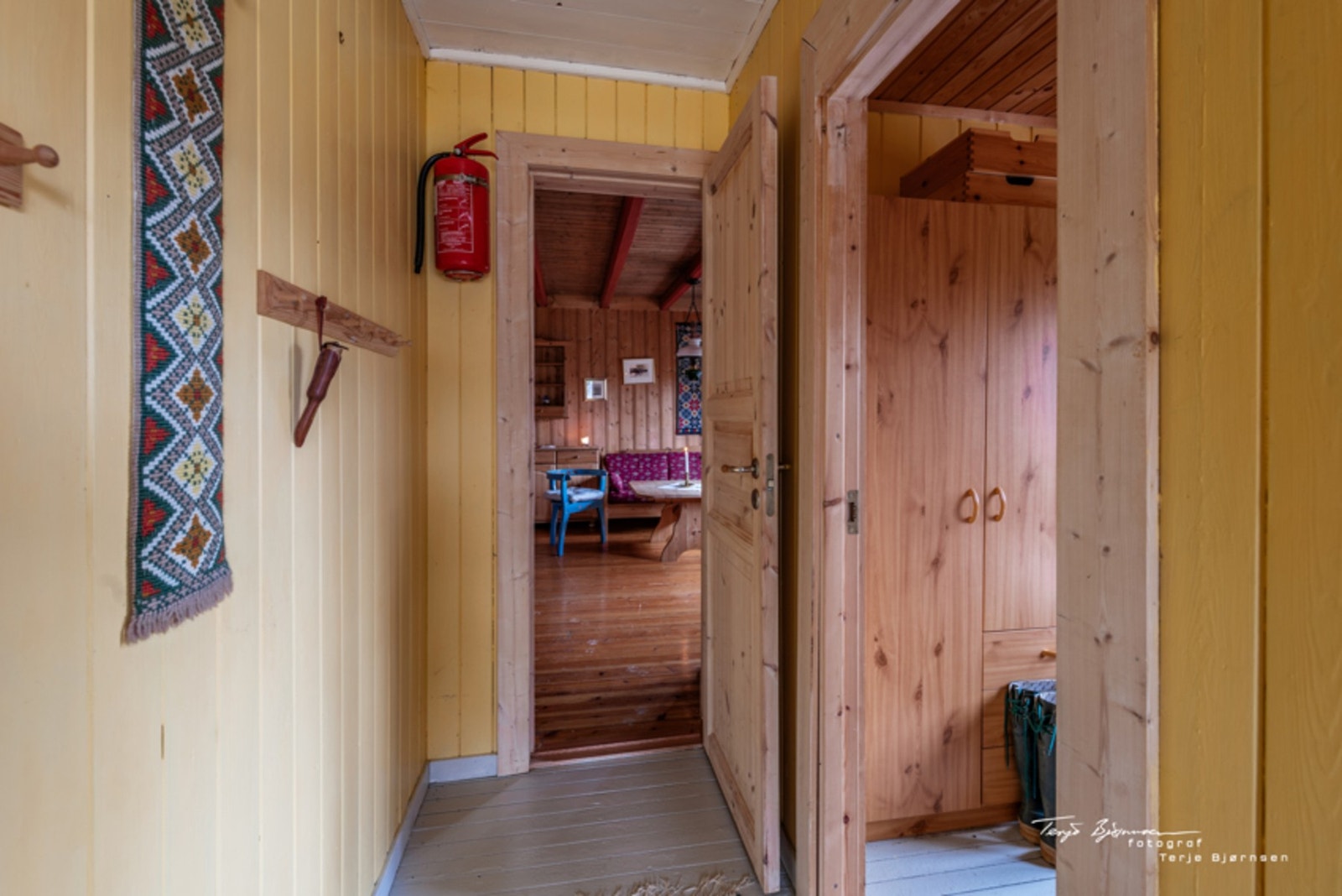 Gang mot stue og soverom. Galleribilde