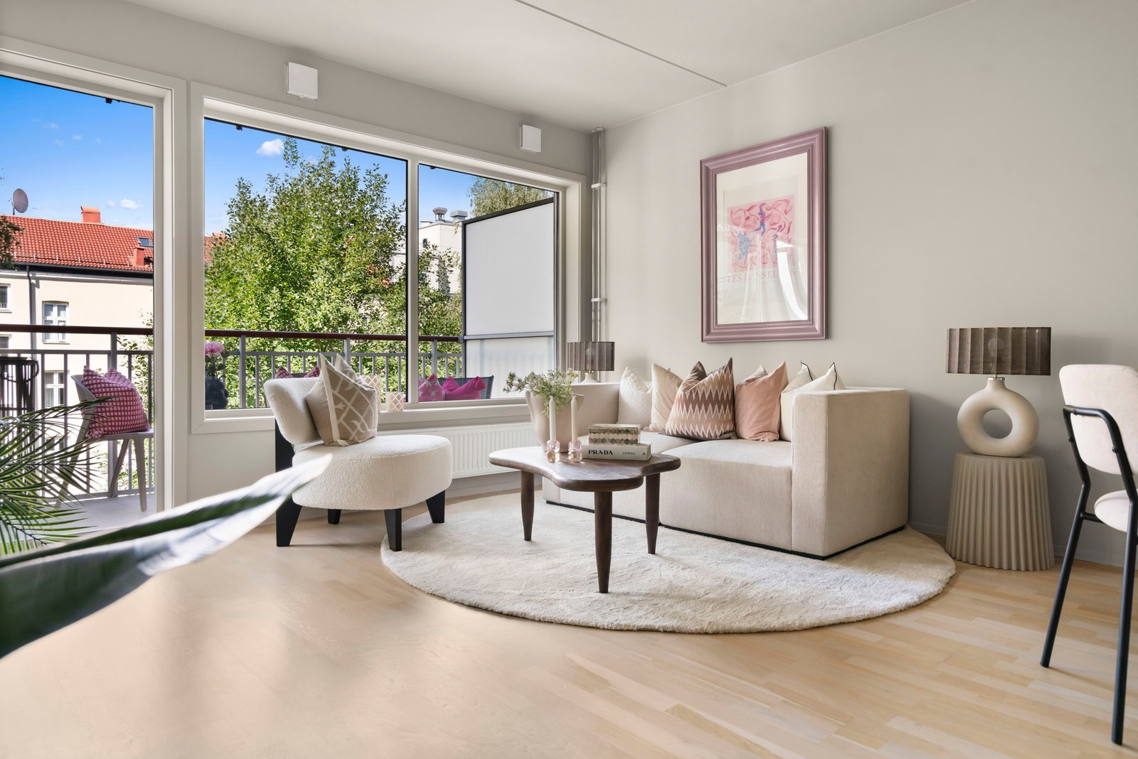 Vestvendt lys 2-roms i 4. etasje med heis. Galleribilde