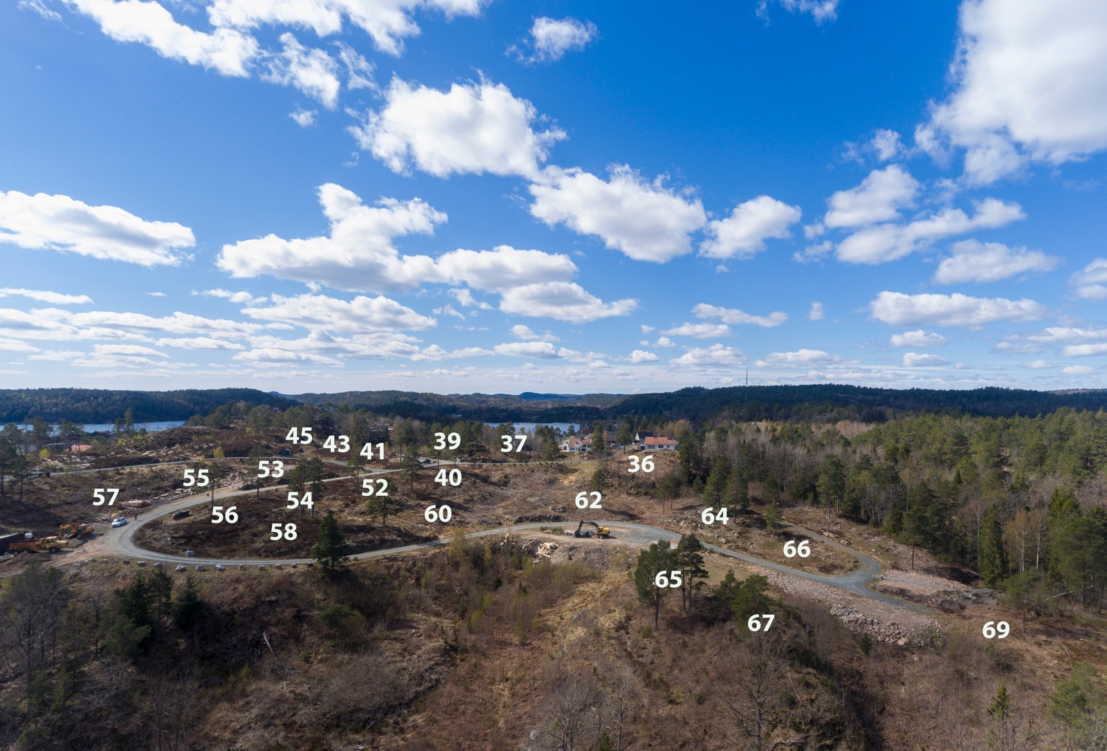 Byggefeltet består av 31 solrike tomter like ved Rørkil, Dypvåg Galleribilde