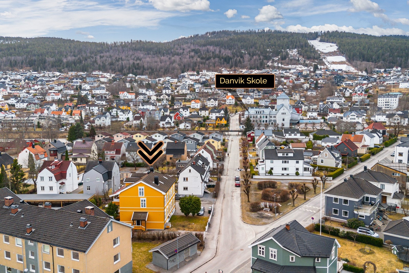 Fra eiendommen er det ca. 4 min gange til Danvik skole. Galleribilde