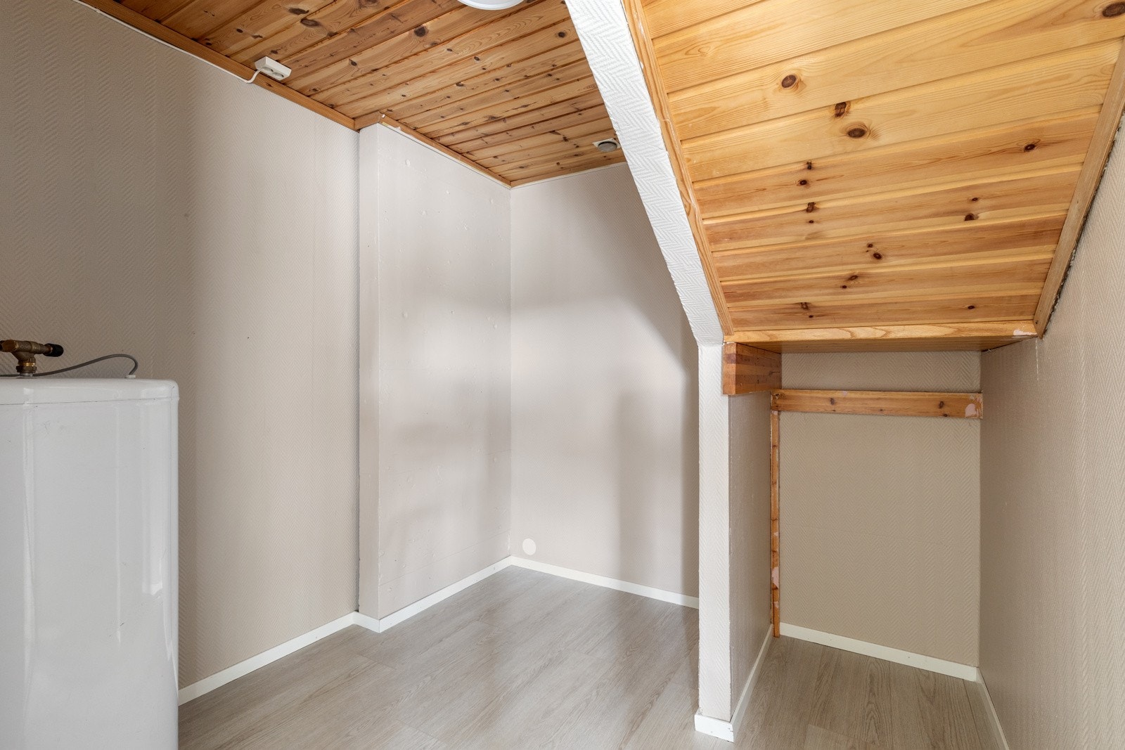Bod for ekstra lagring inne. Galleribilde