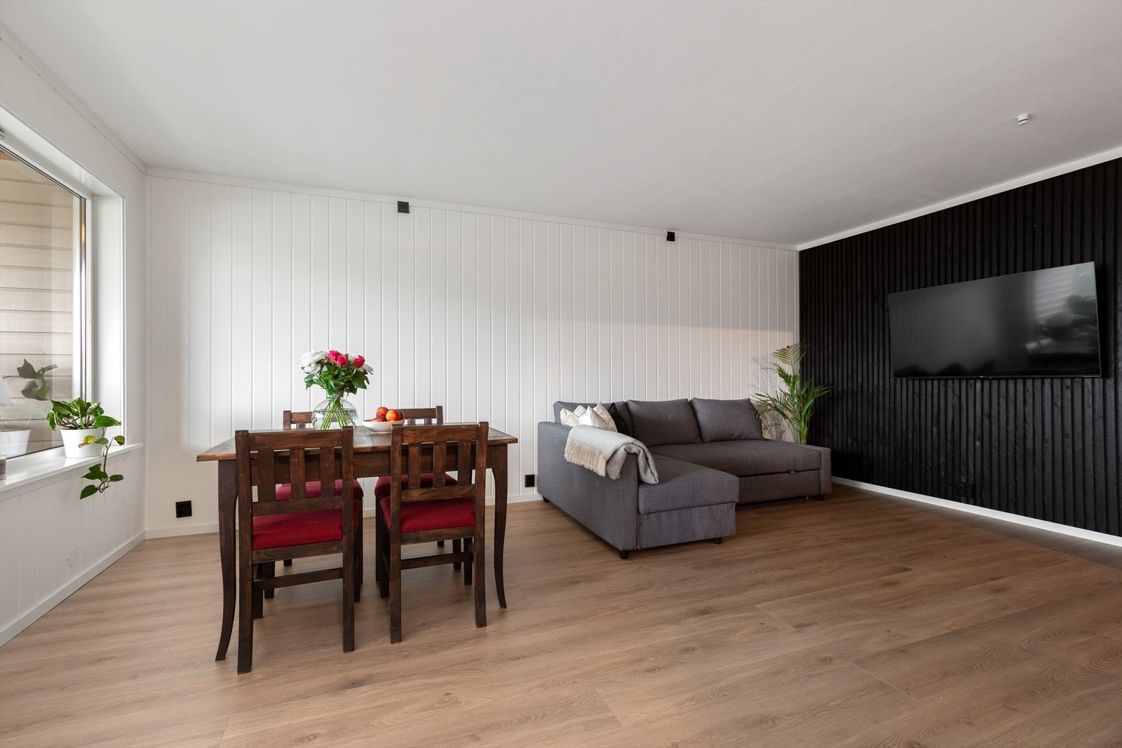 Stue med utgang til balkong Galleribilde