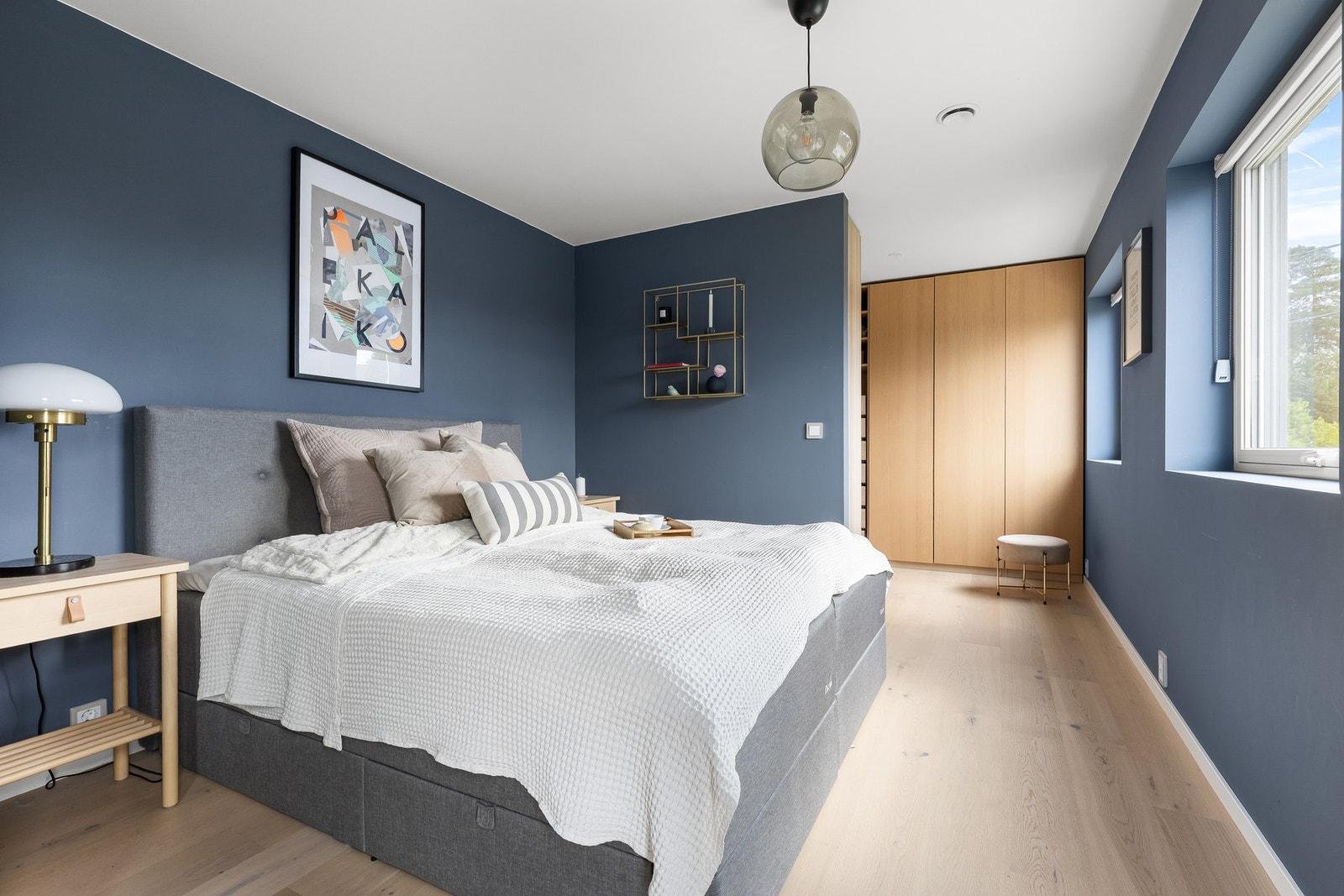 Det er fire romslige soverom i andre etasje. Galleribilde