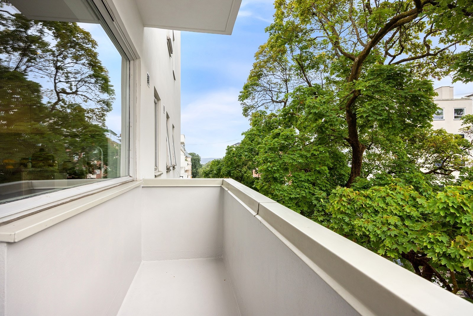 Stilfull og moderne leilighet med vestvendt balkong på ca. 3 kvm! Galleribilde