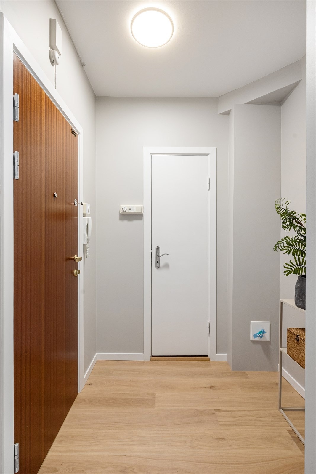 Her finner du også boligens porttelefon. Galleribilde