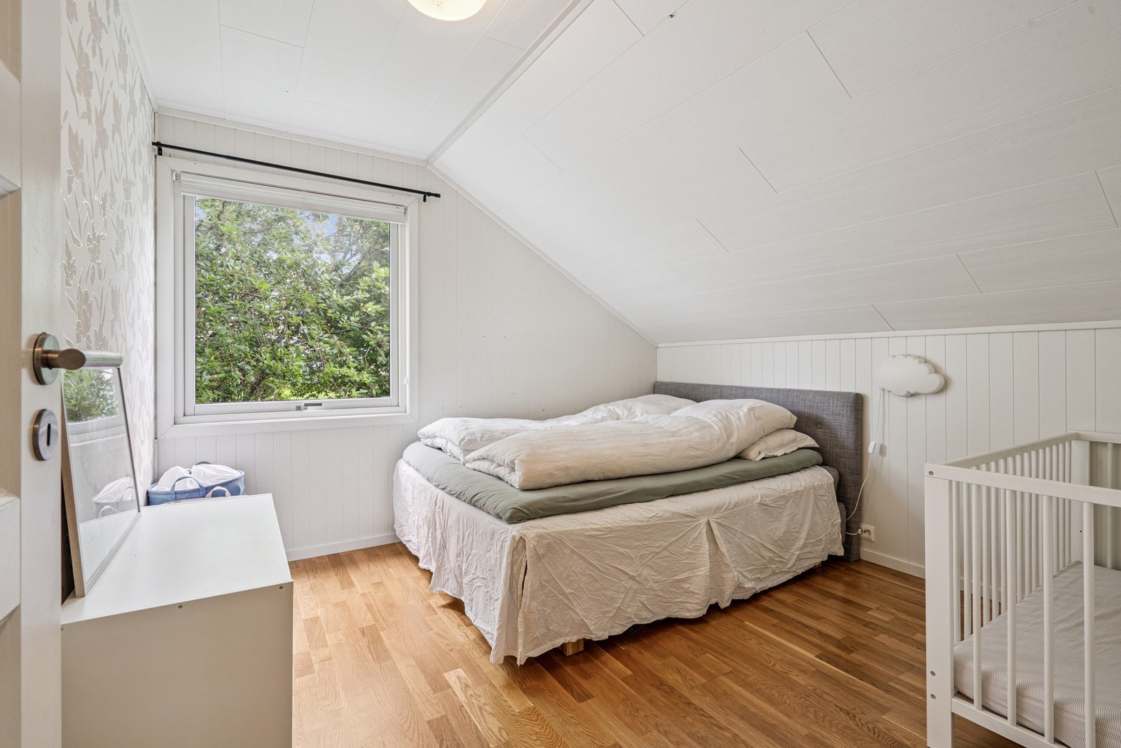 Alle soverommene er av god størrelse. Galleribilde