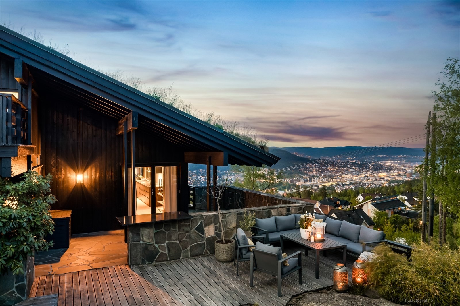 Mange fine uteplasser med gode sol- og utsiktsforhold Galleribilde