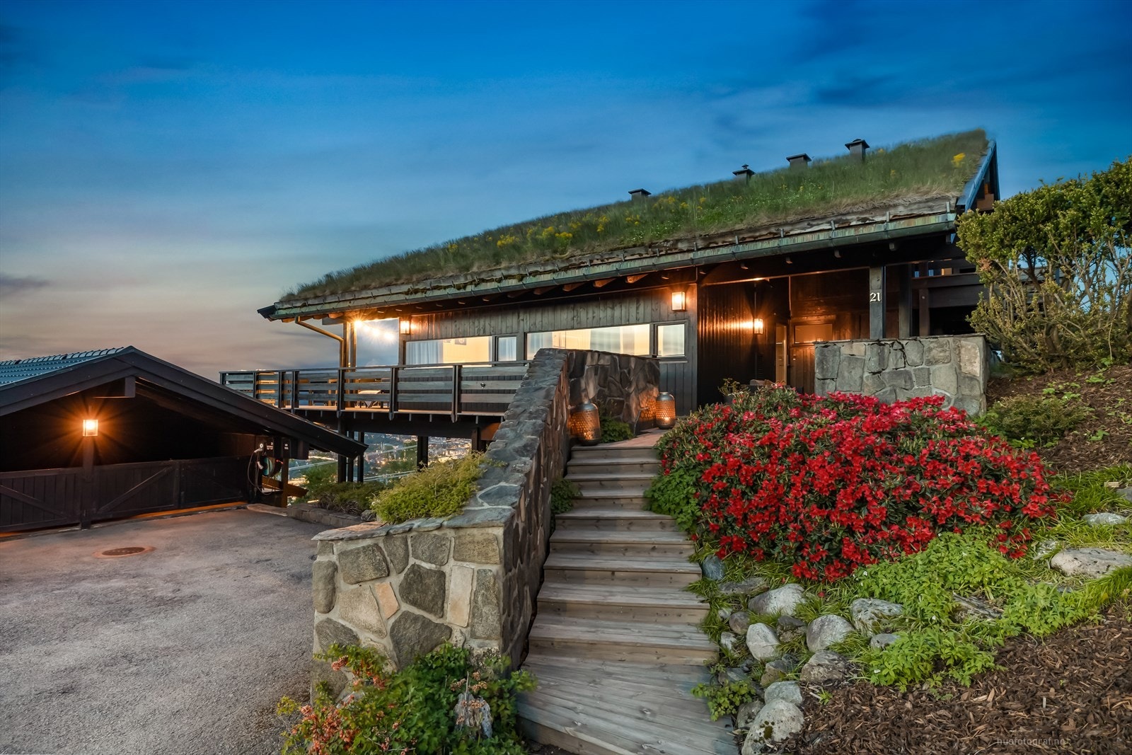 Meget pent opparbeidet tomt Galleribilde