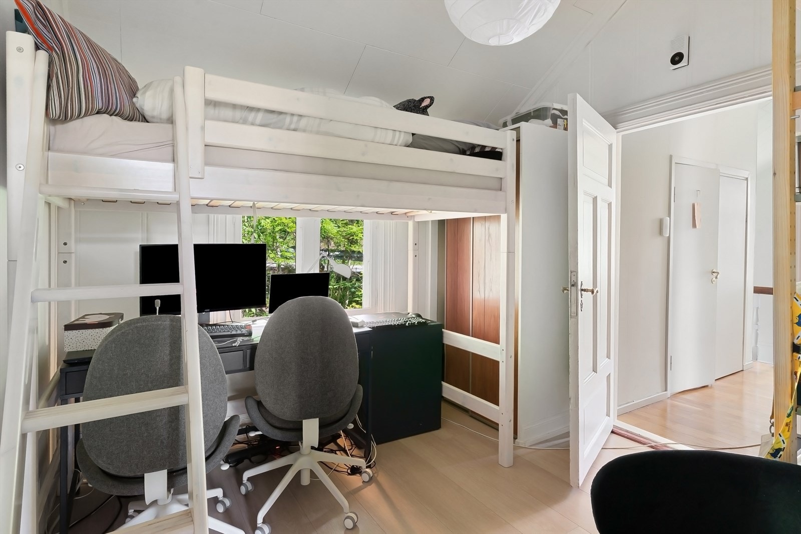 Soverom nr. 2 Galleribilde