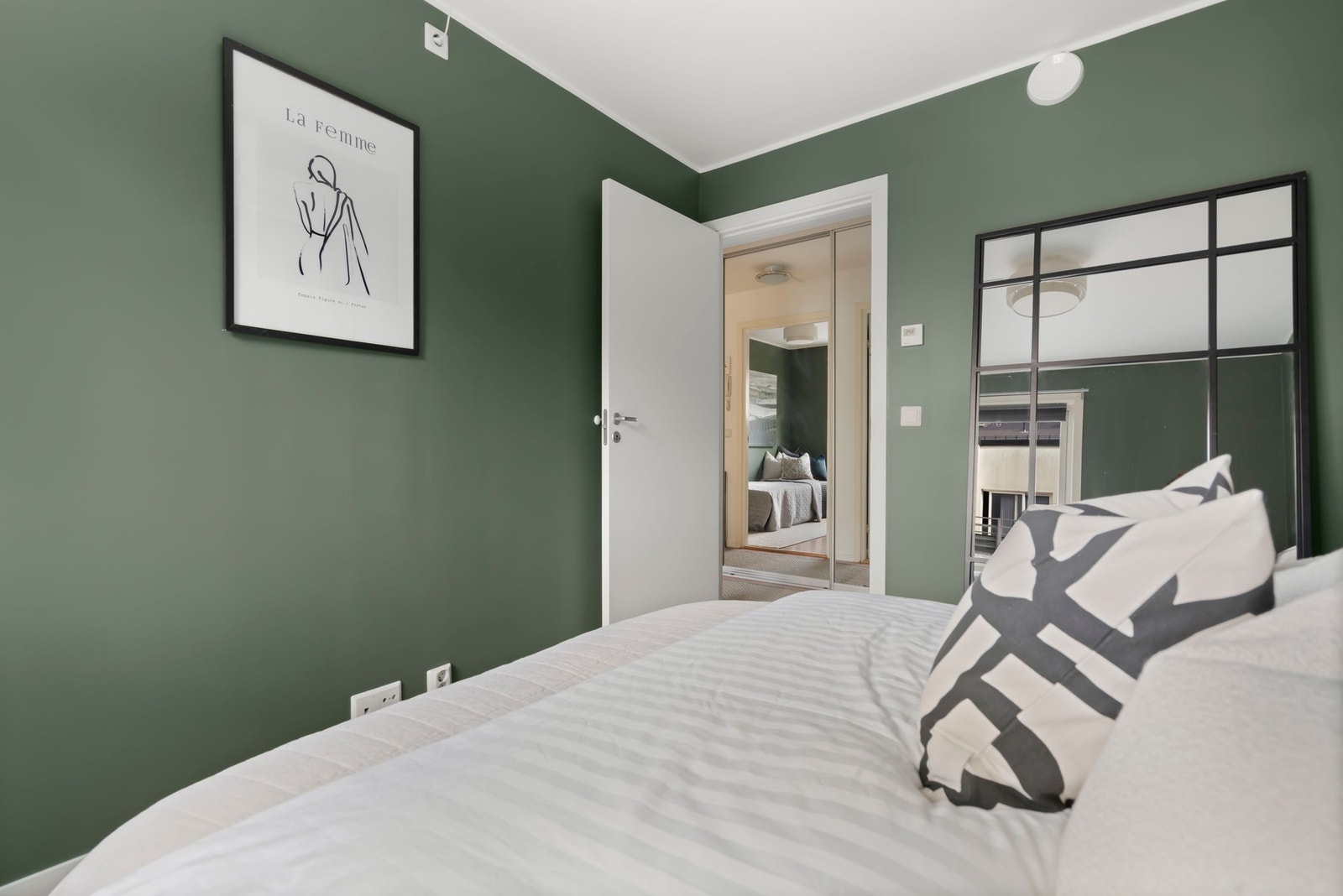 Malte overflater i en lun og moderne fargetone. Galleribilde