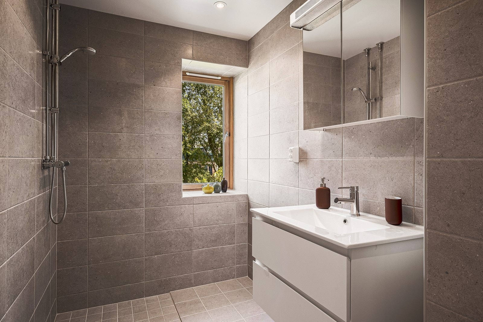 Moderne bad som er blitt pusset opp i 2025 i regi av borettslaget Galleribilde