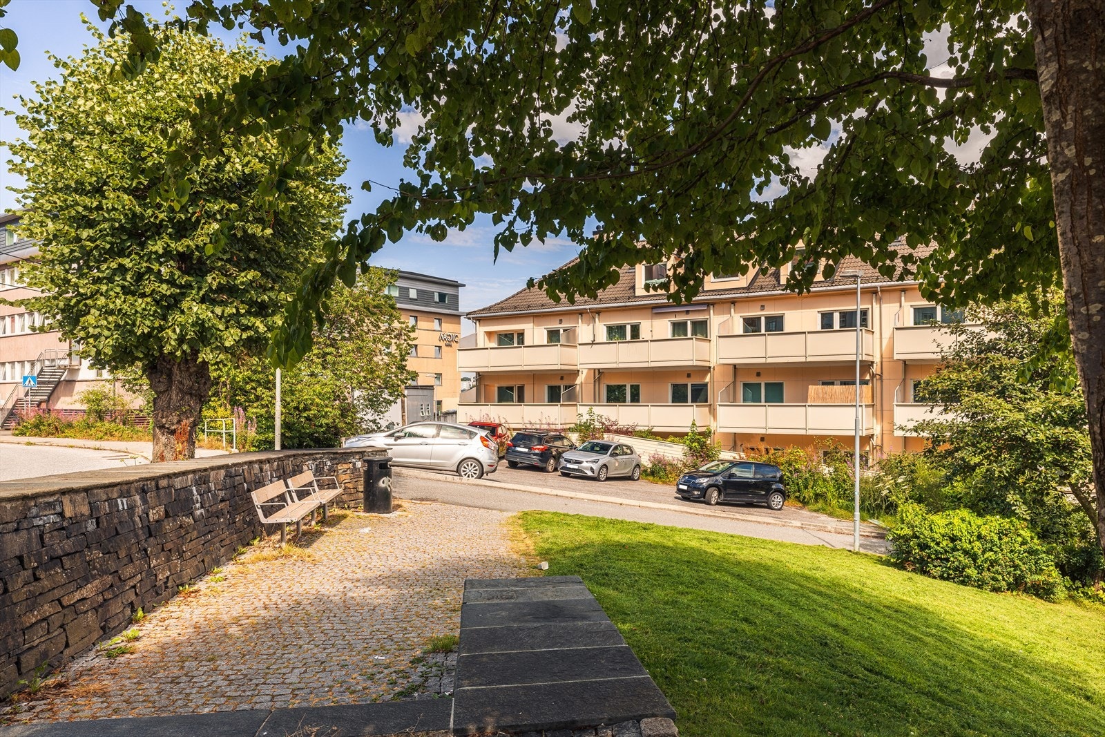 Christer Haugen i Fana sparebank eiendom inviterer deg til visning på denne sentrale leilighet Galleribilde