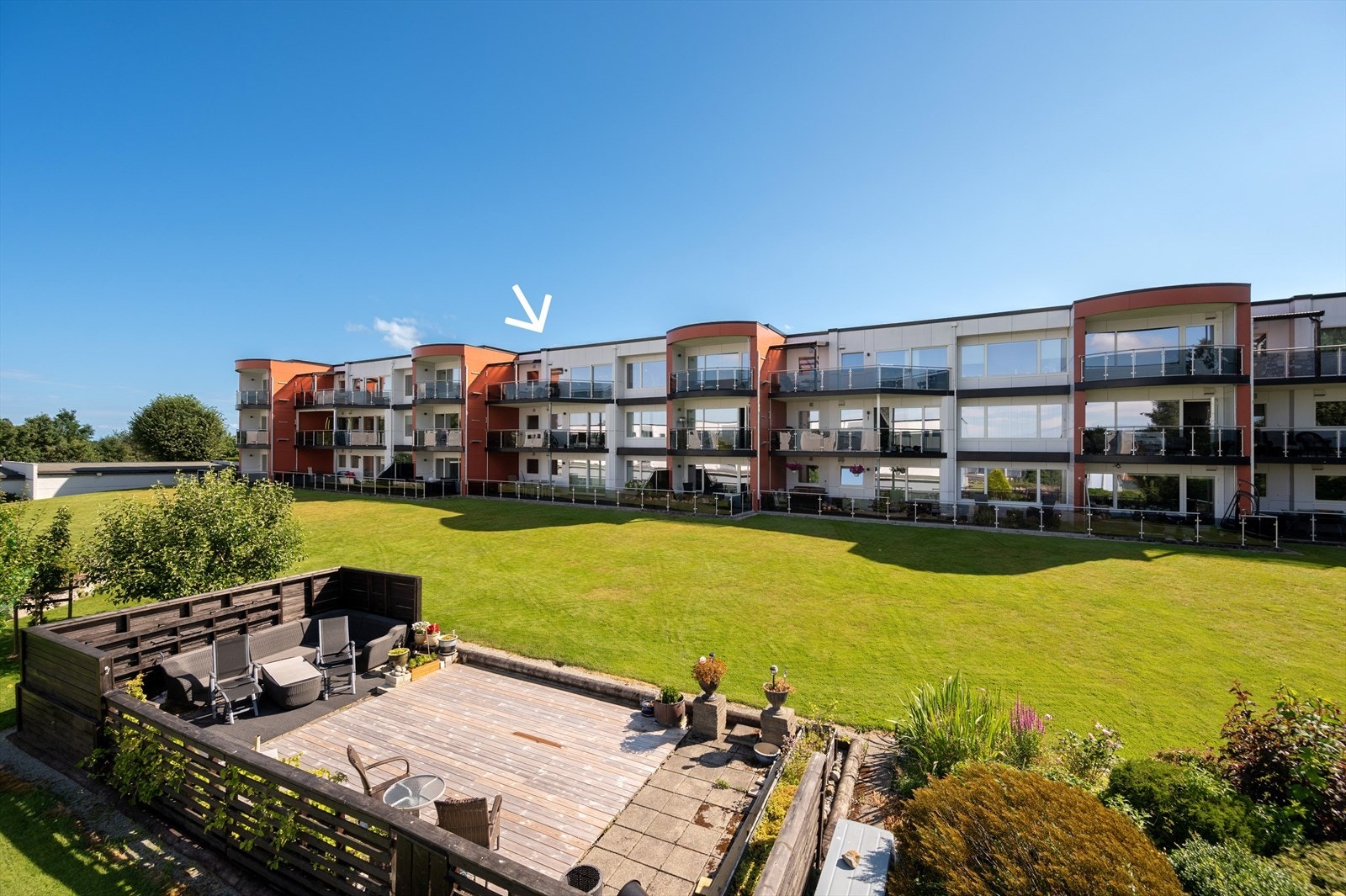 Thomas Walde v/ Eiendomsmegler Norge har gleden av å presentere Ståle Kyllingstads vei 8B! Galleribilde