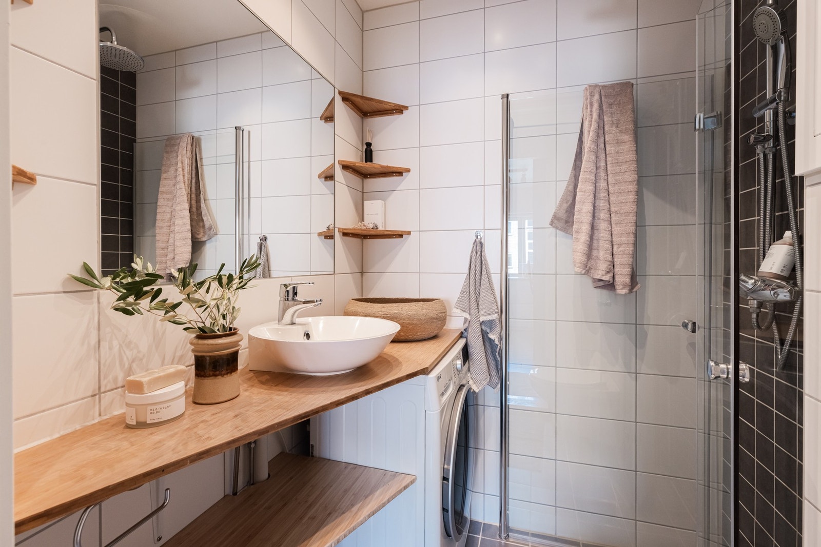 Badet ble rehabilitert i regi av borettslaget i 2019. Galleribilde