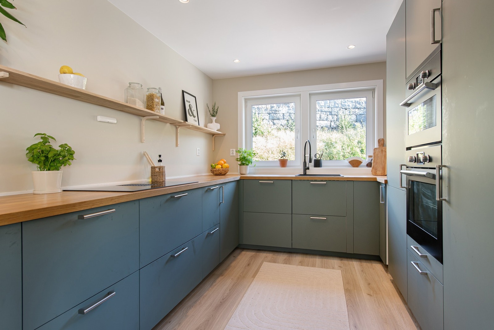 Nytt komplett kjøkken fra Ikea. Galleribilde