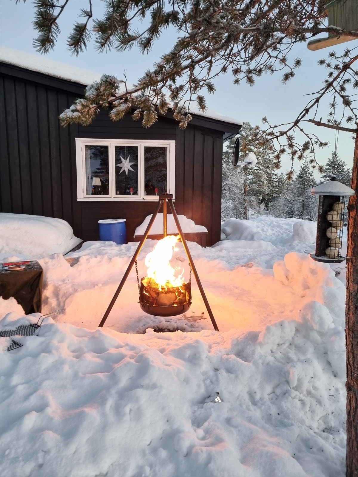 Selgers egne bilder; Stemningsfullt med bålpanne Galleribilde