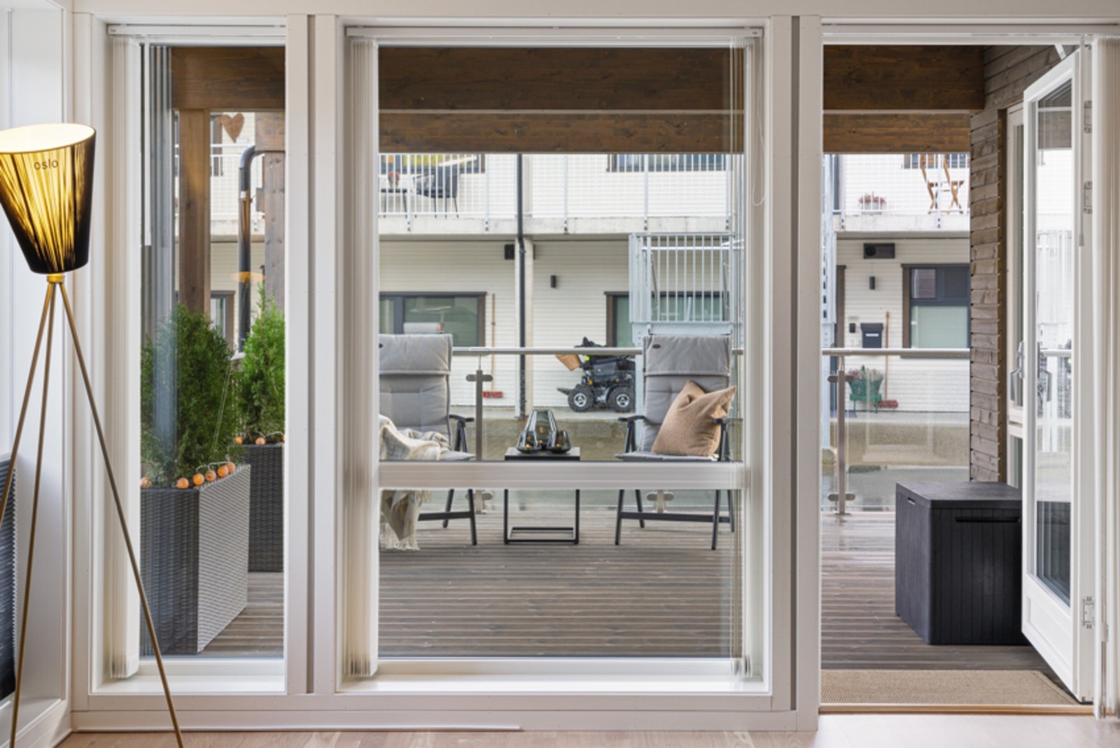 Markterrassen er overbygd og kan derfor nytes og benyttes hele året. Galleribilde