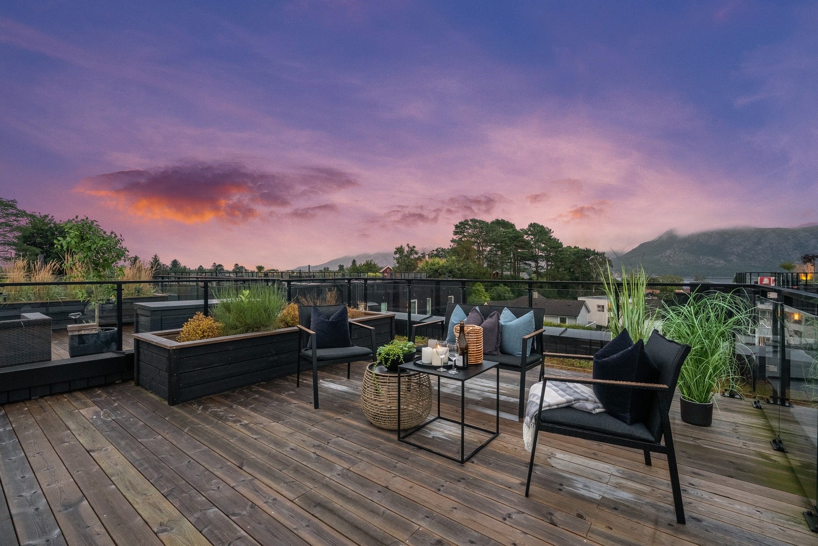 Kveldsbilde | Takterrasse Galleribilde