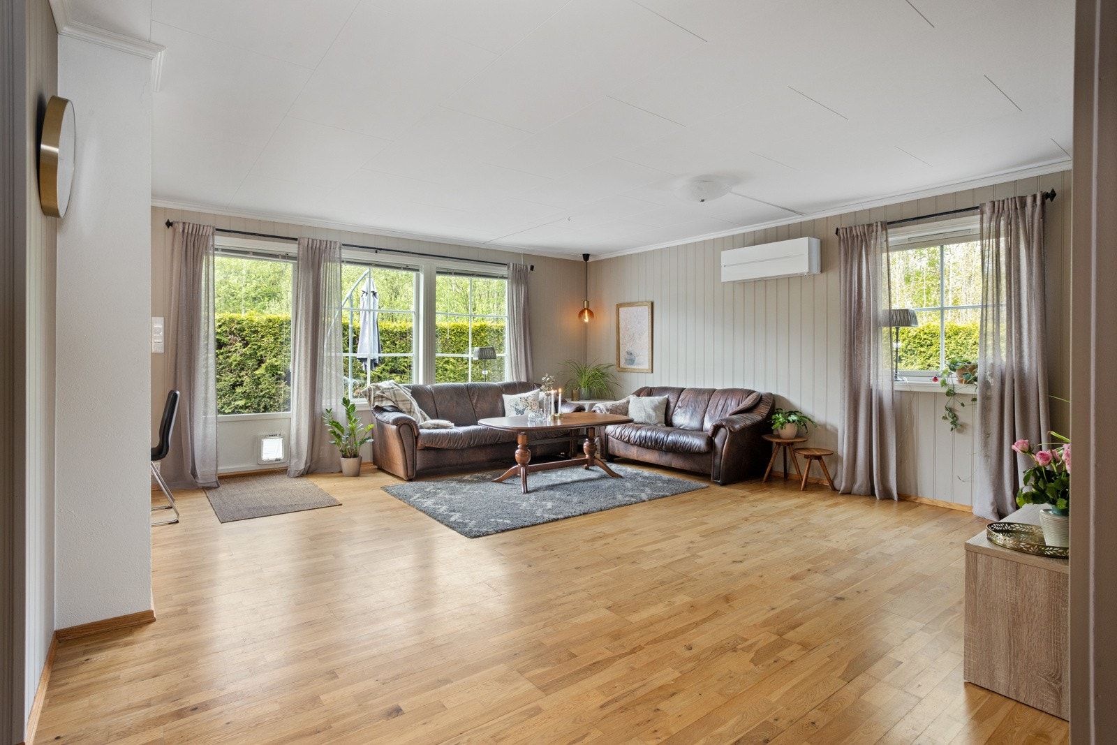 God plass til en eventuelt spisestue, varmepumpen gir en god og lun temperatur. Galleribilde