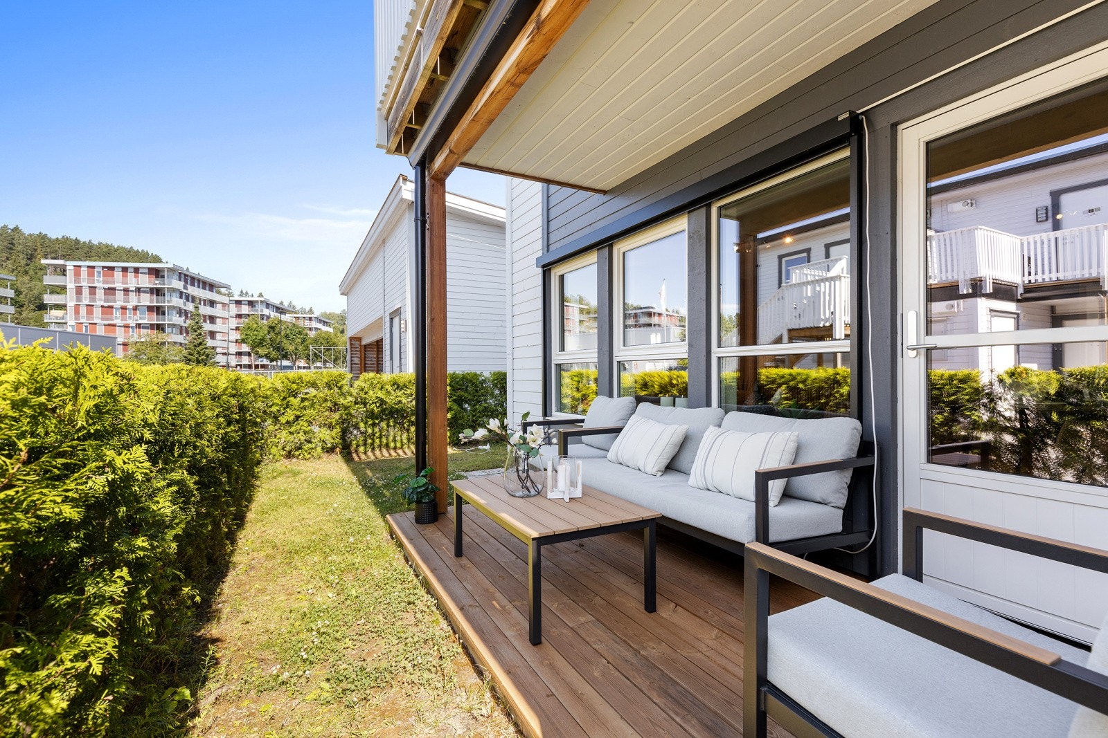 På sameiets arealer er det også felles gjesteparkering og elbillading for beboere Galleribilde