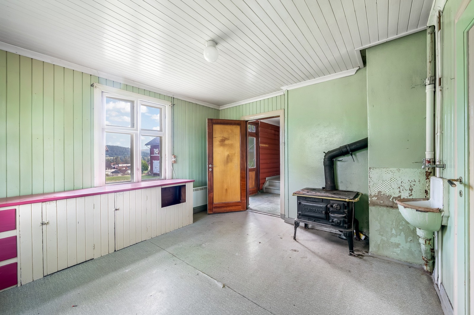 Eldre kjøkken i 2. etg. Galleribilde