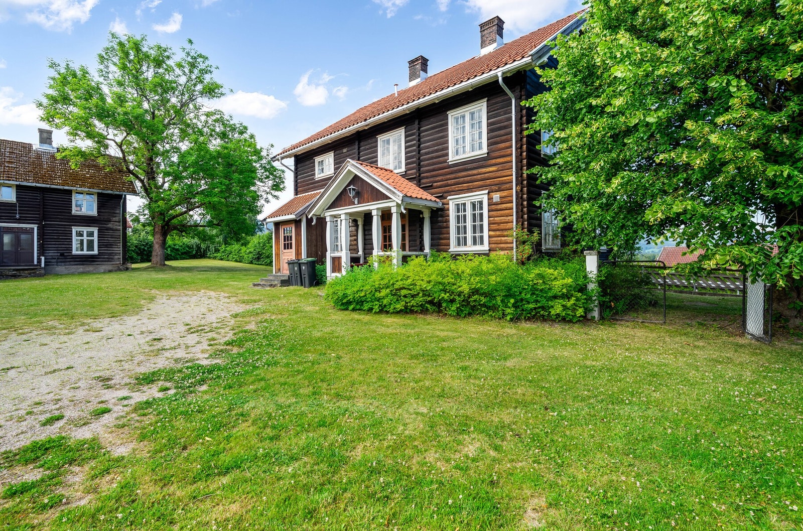 Hoved huset - Tyrivegen 13 Galleribilde