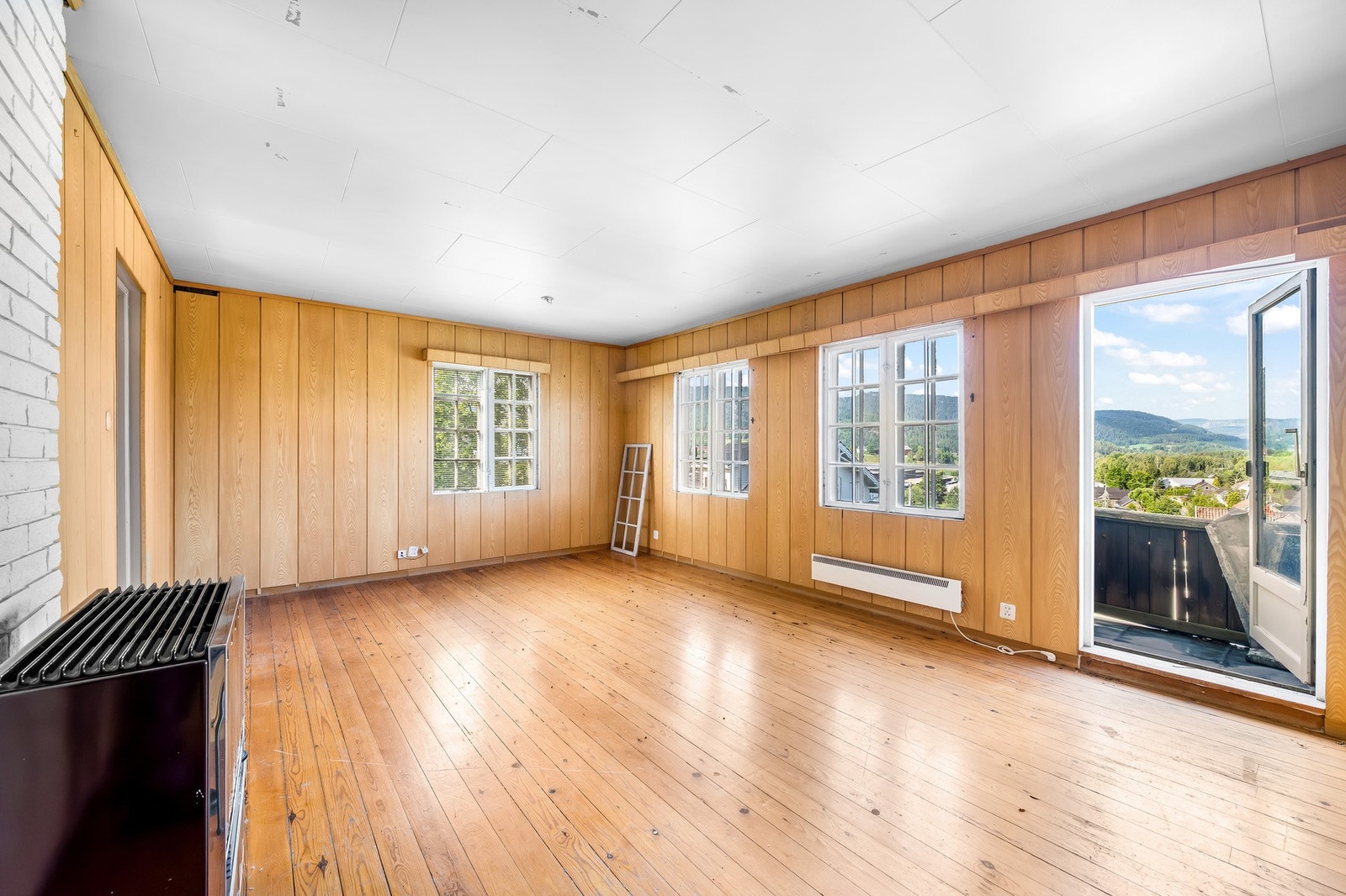 Stue 2. etg. med utgang til balkong Galleribilde