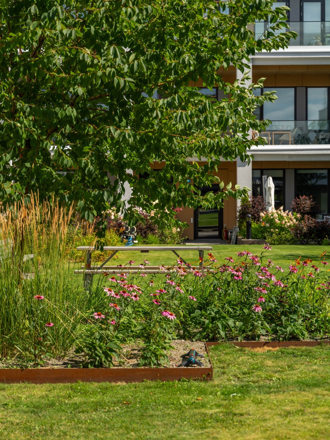 Felles atrium. Galleribilde